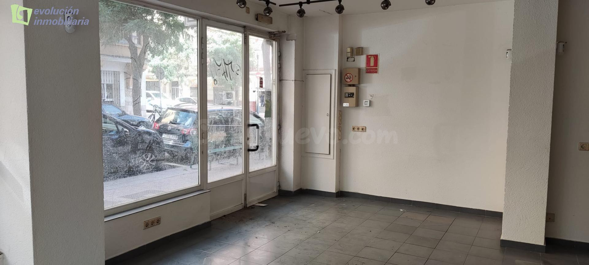 EN BURGOS SE VENDE LOCAL CENTRICO CON POSIBLE CAMBIO DE USO. - foto 5