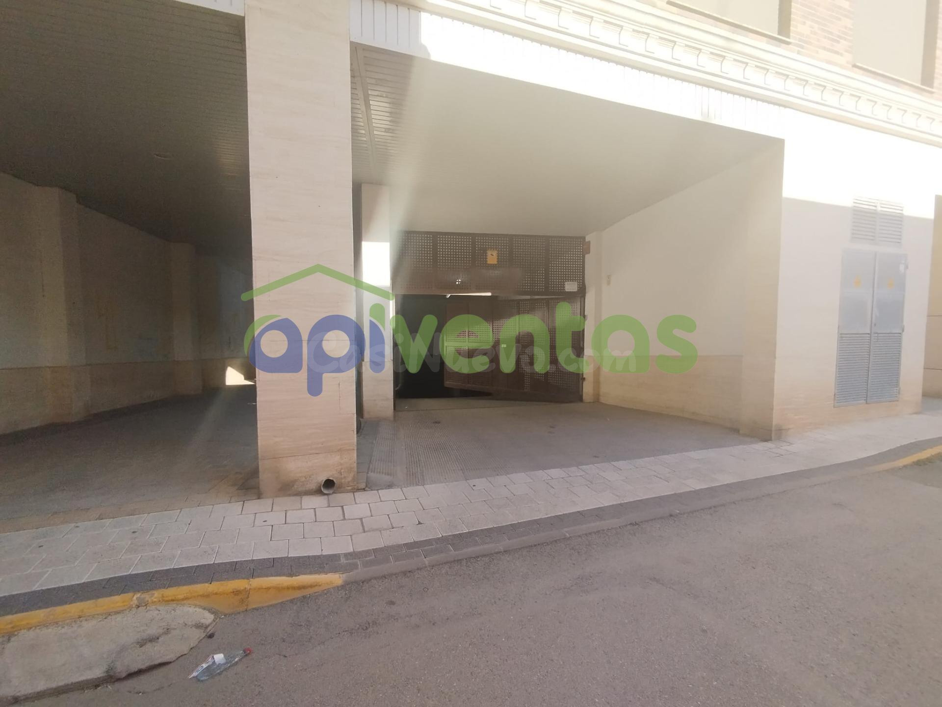 Garaje en Puerto Lumbreras. - foto 3
