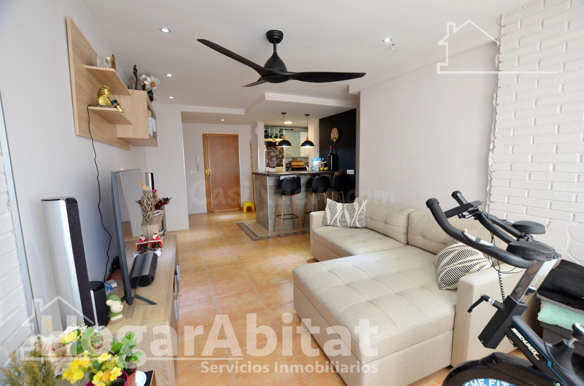 REFORMADO, BONITO Y EXTERIOR CON ASCENSOR Y PARKING, TOTALME