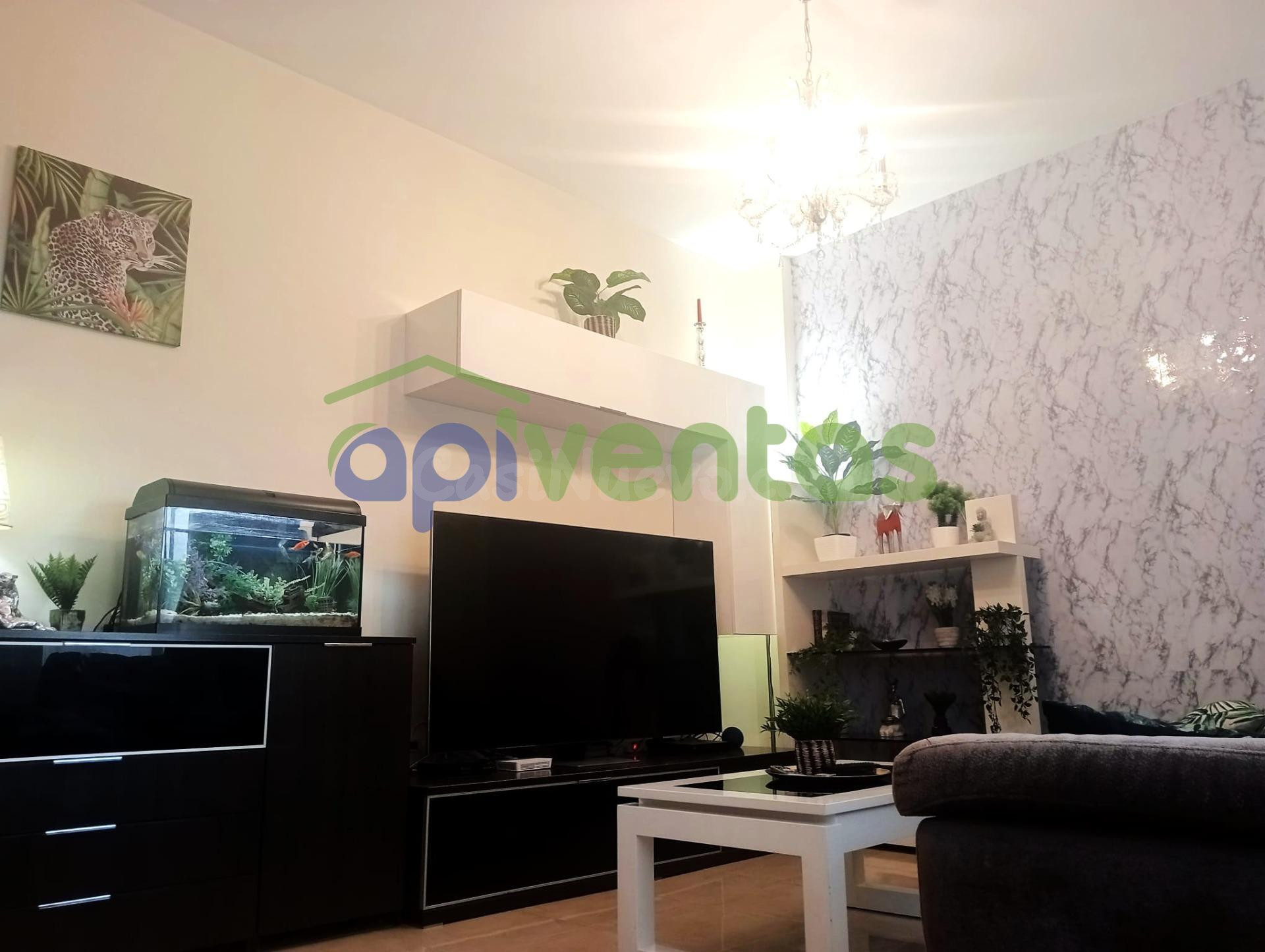 Apartamento de 2 habitaciones y garaje en Lorca, zona San Jo - foto 3