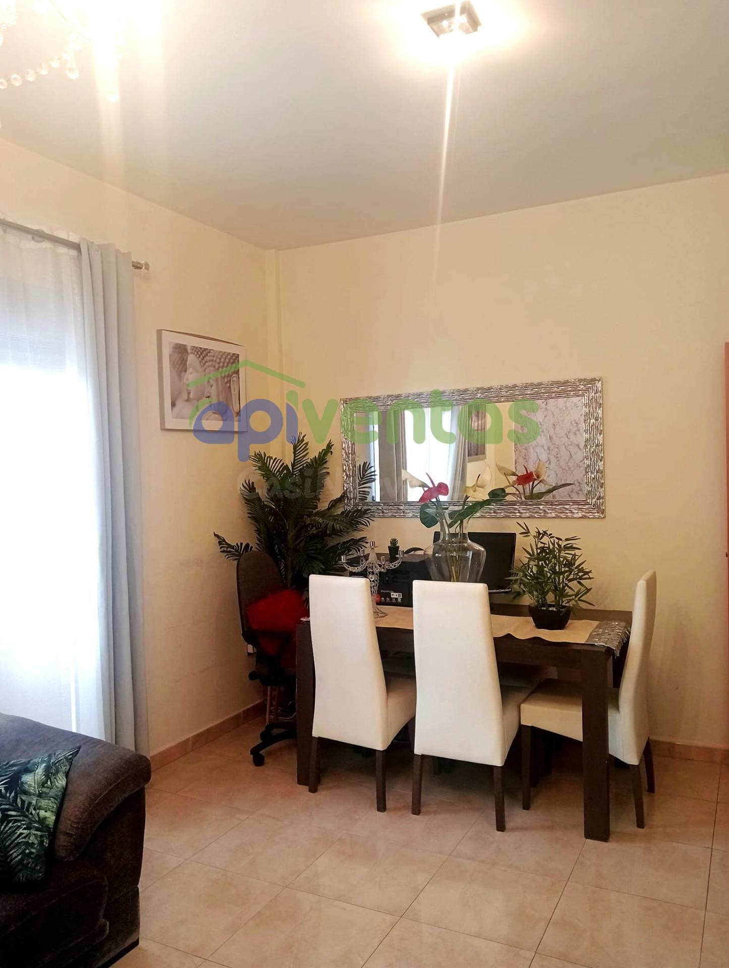Apartamento de 2 habitaciones y garaje en Lorca, zona San Jo - foto 5