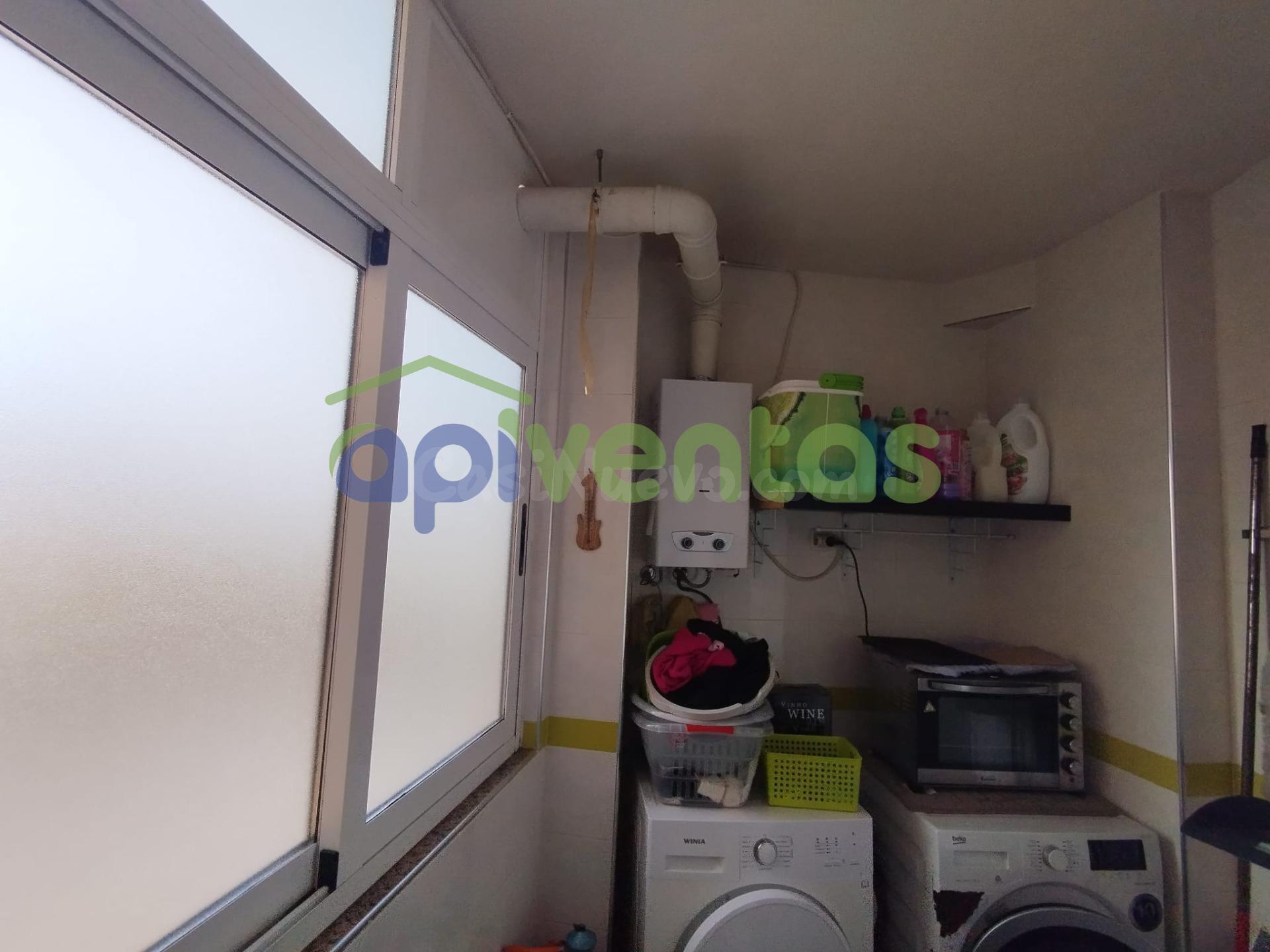 Piso centro con garaje - foto 4