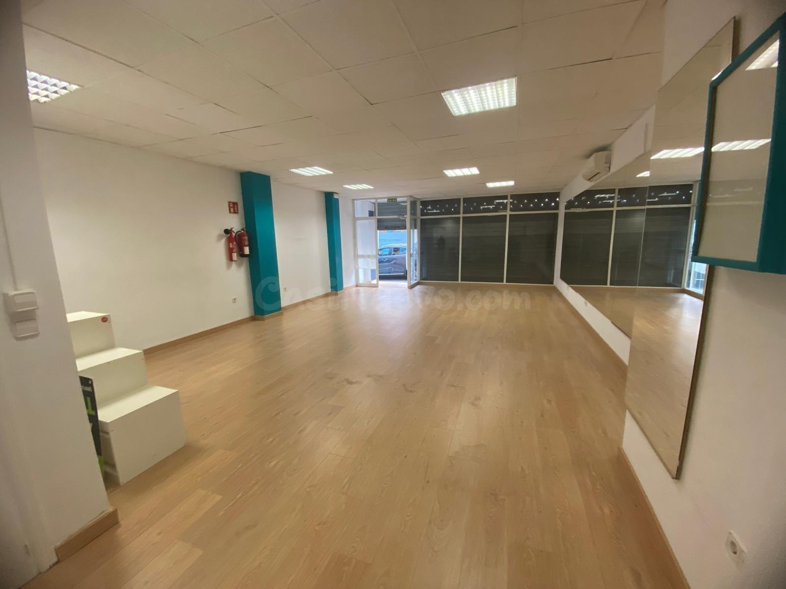 Local diáfano con posibilidades en Zona Magisterio, Palma