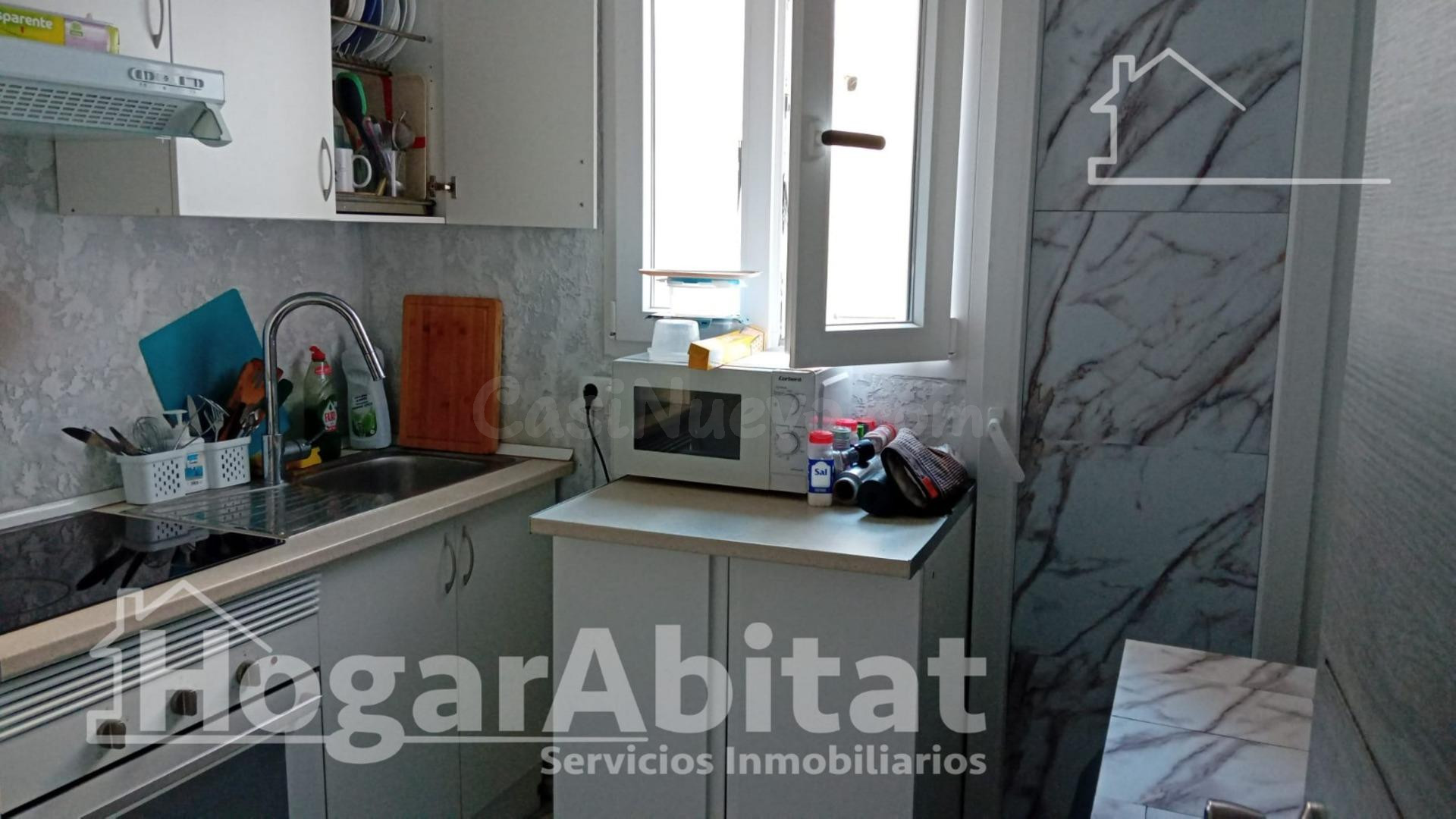 ¡GRAN OPORTUNIDAD DE INVERSIÓN! REFORMADO Y AMPLIO DE 5 DORM