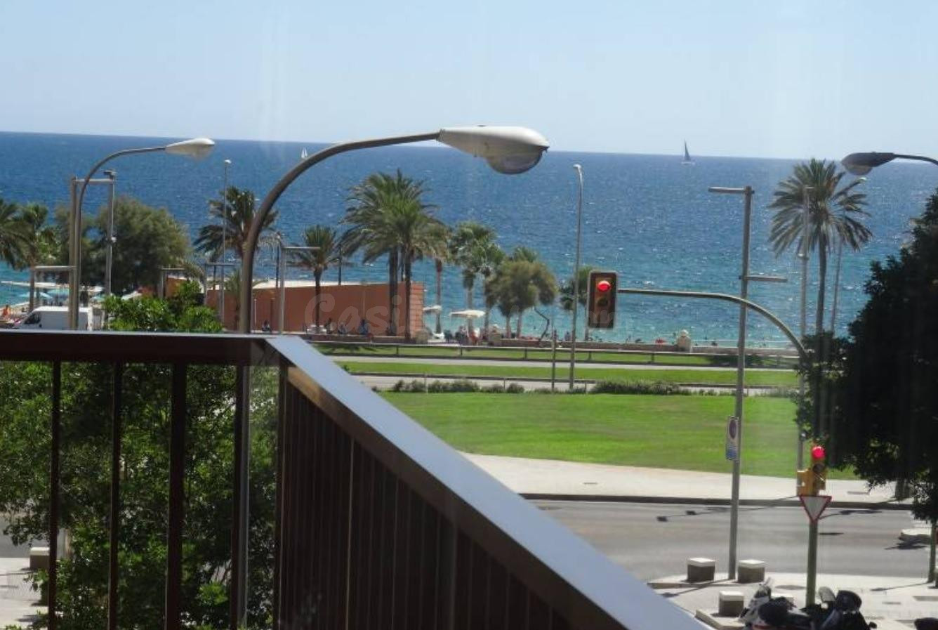 FANTÁSTICO PISO EN ALQUILER CON PARKING, TRASTERO Y VISTAS A