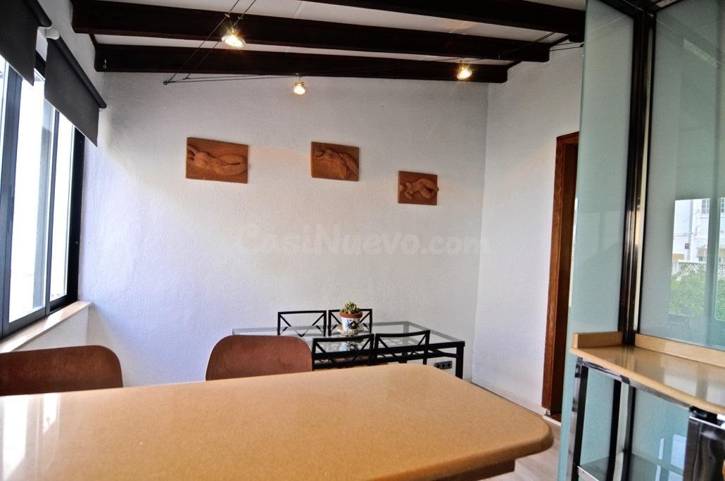 PRIMER PISO TECHO LIBRE EN MIQUEL SANTANDREU - foto 2