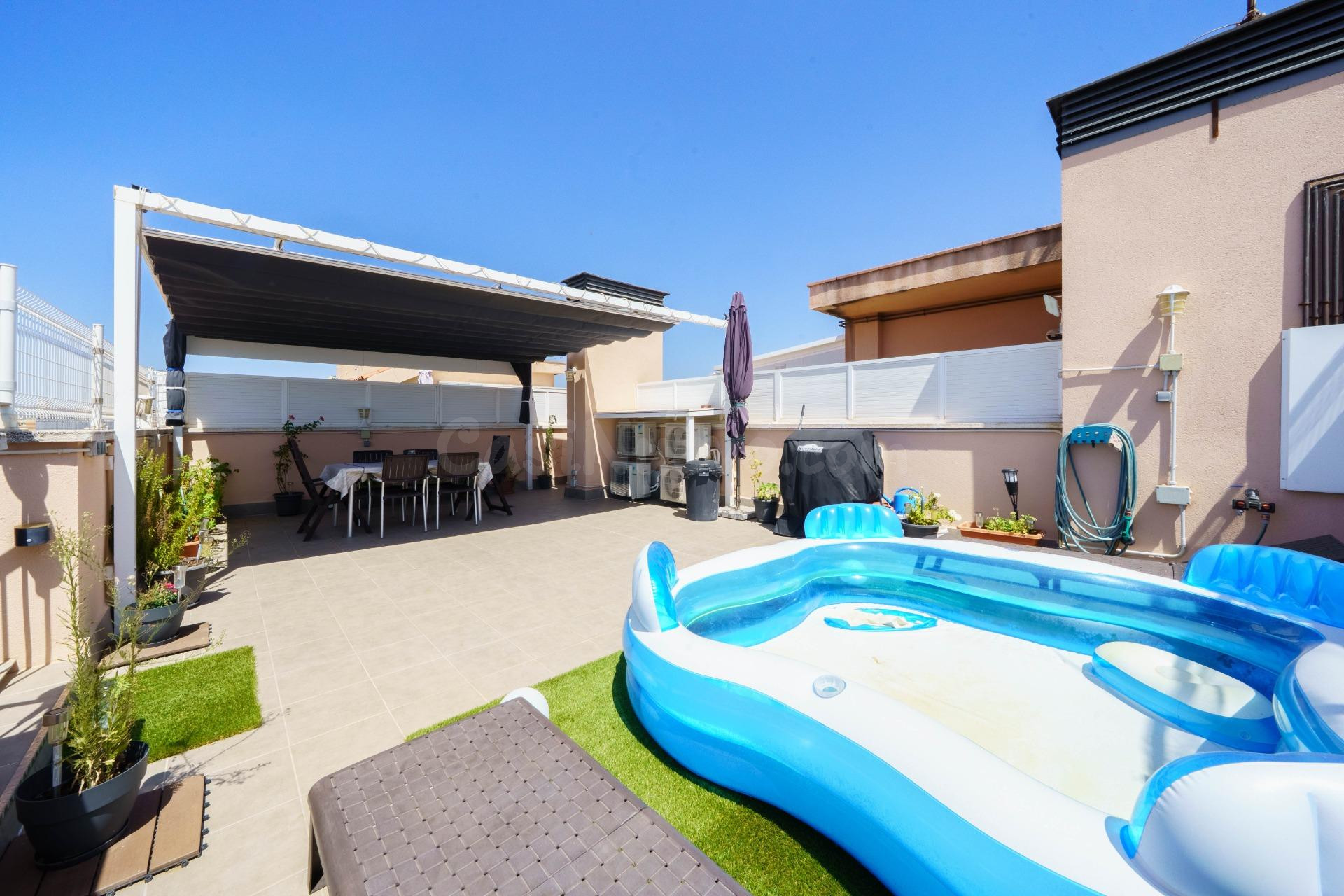 ÁTICO REFORMADO CON 72 m2 DE TERRAZA, GARAJE Y TRASTERO EN S - foto 3