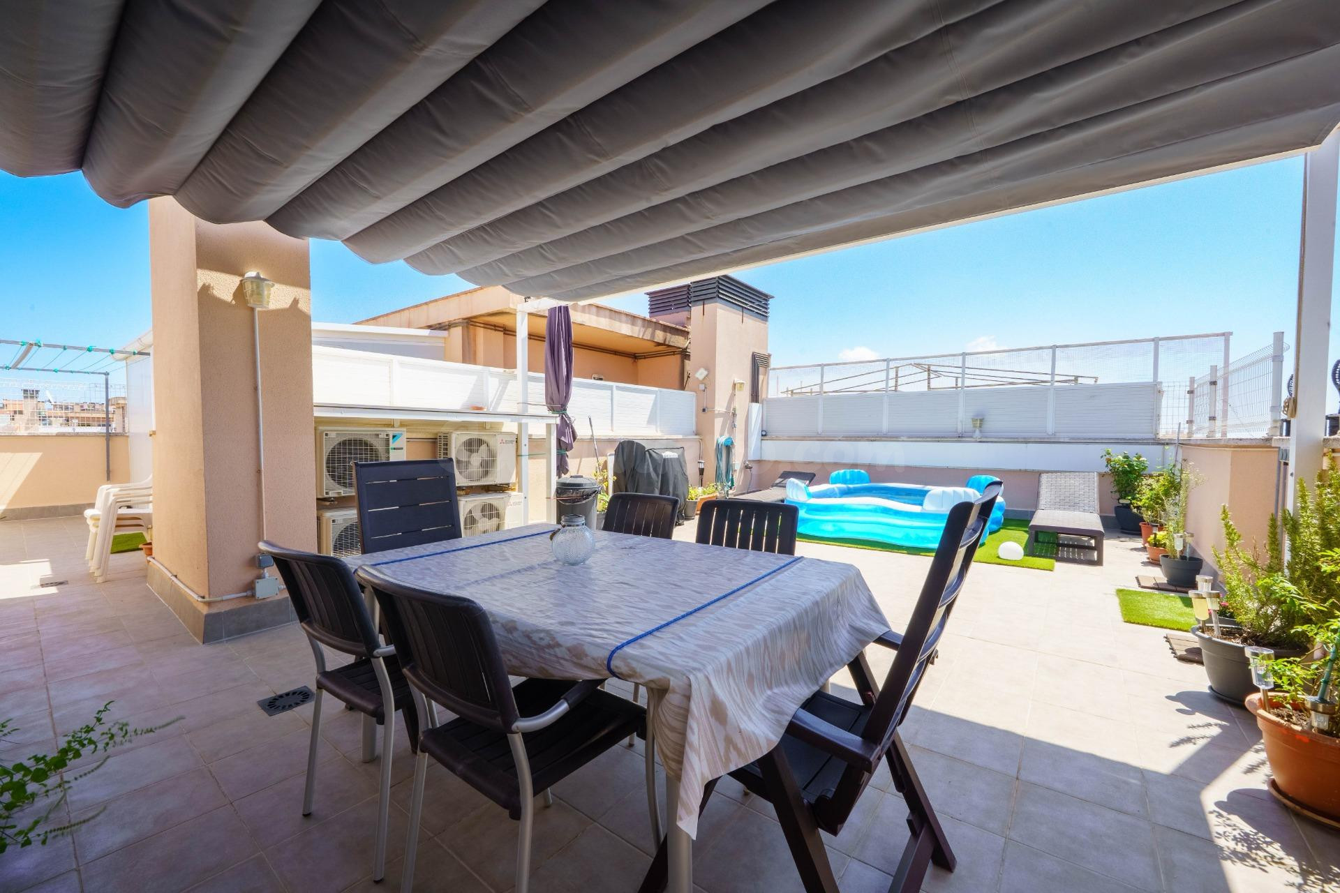 ÁTICO REFORMADO CON 72 m2 DE TERRAZA, GARAJE Y TRASTERO EN S - foto 4