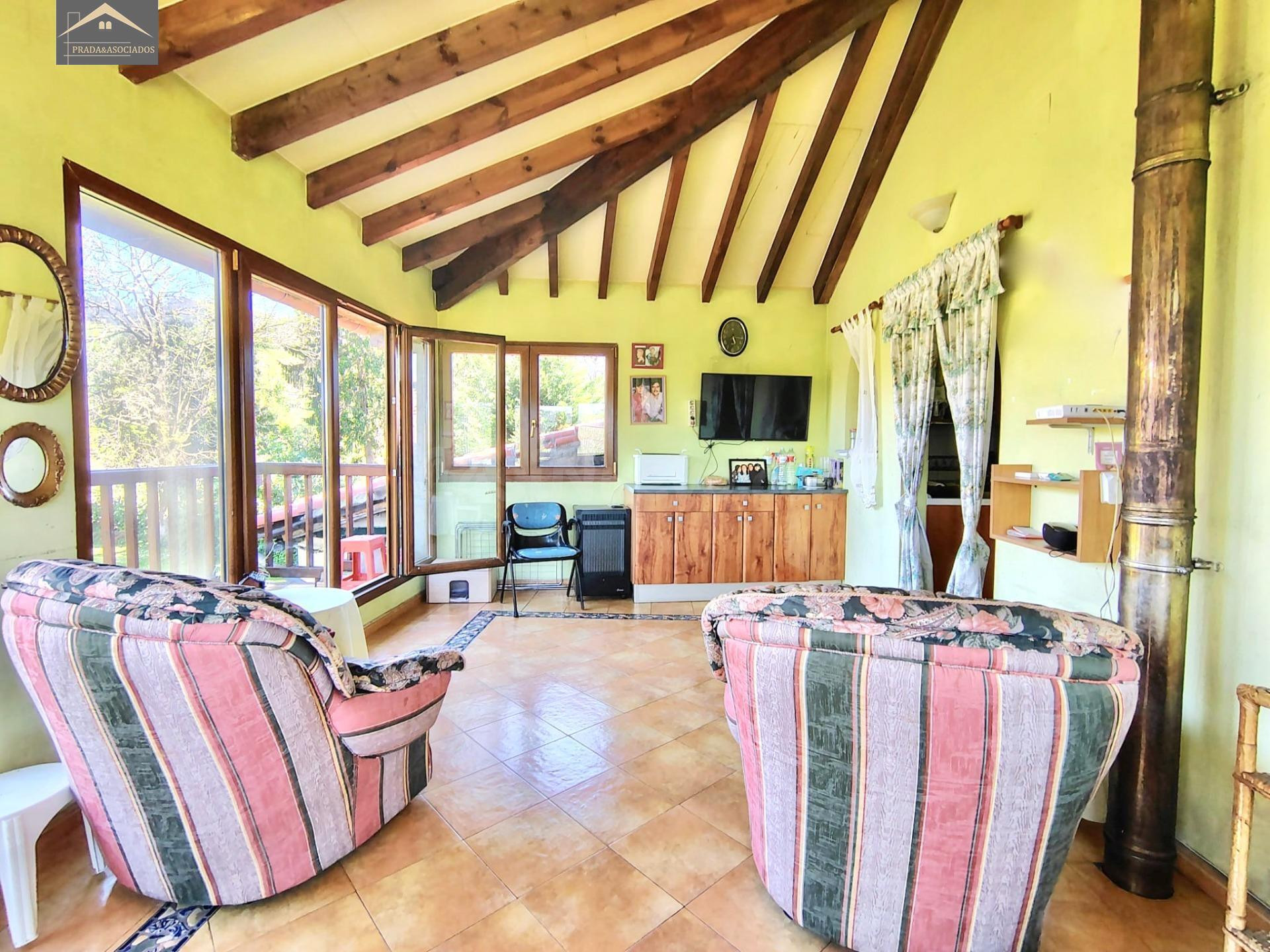 CASA PAREADA CON GRAN PARCELA. - foto 4
