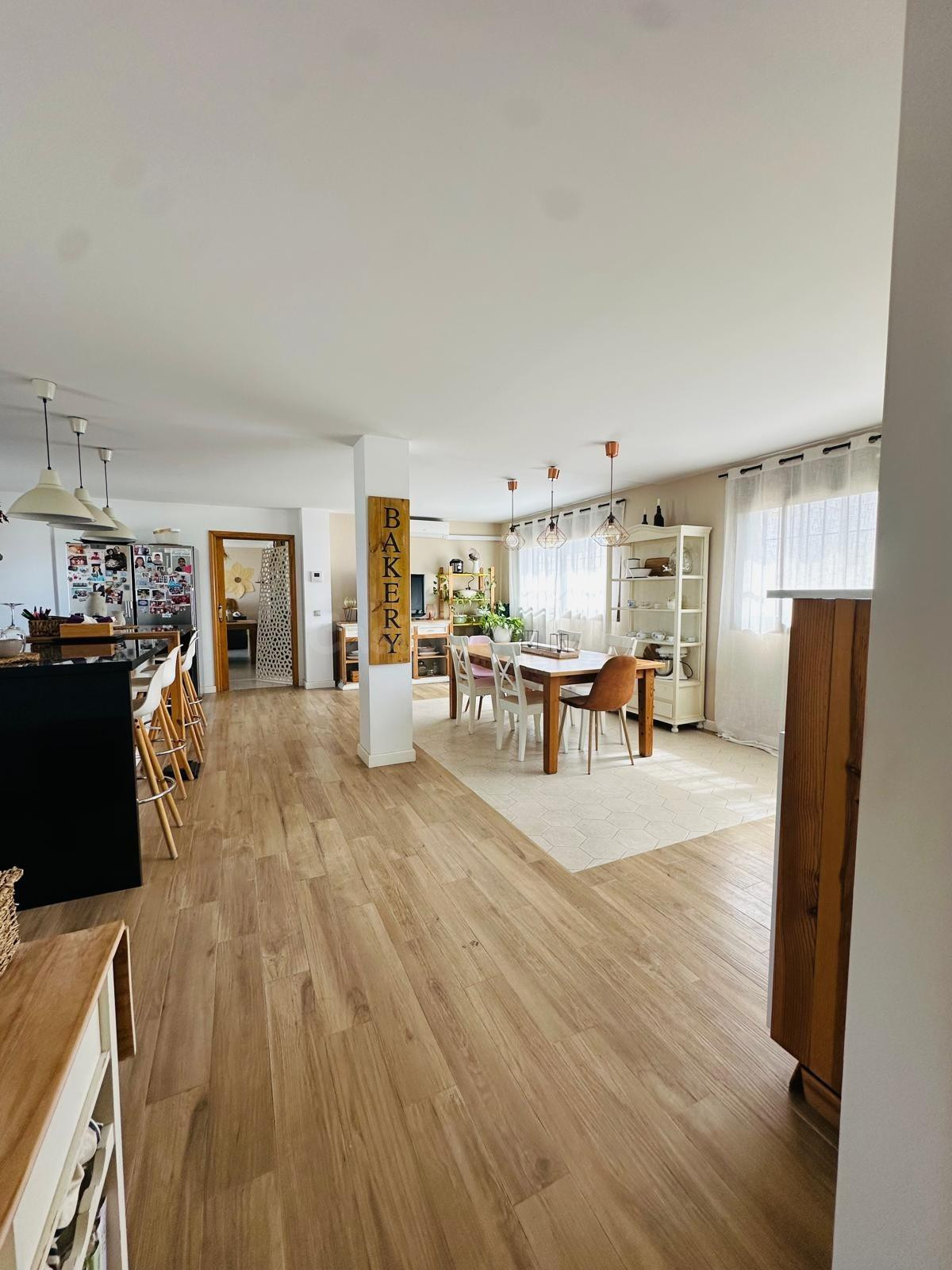 Espectacular villa a la venta – ¡Ideal para familias! - foto 3