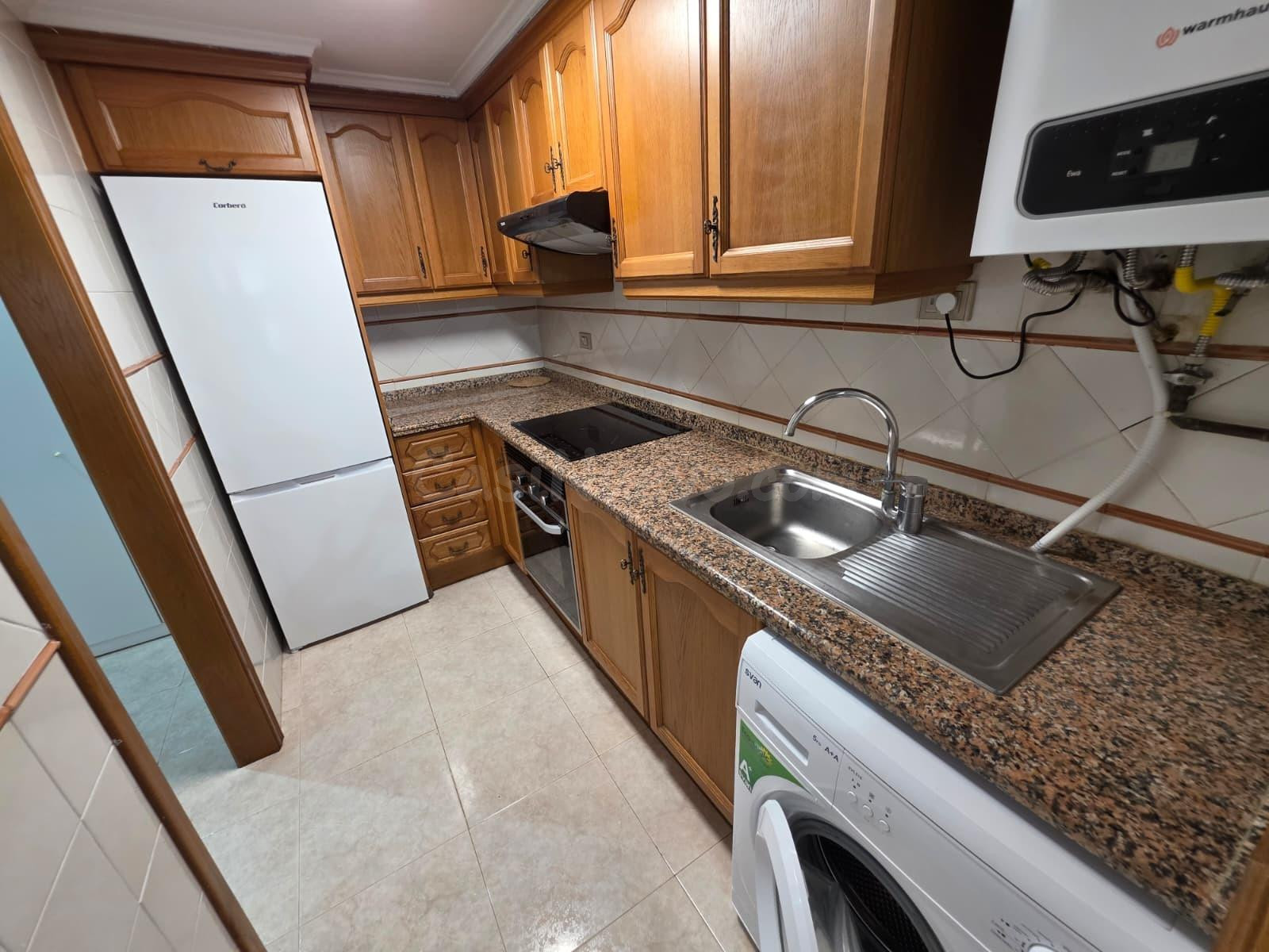 Estudio para entrar a vivir en la Zona del Hospital Vithas d - foto 5