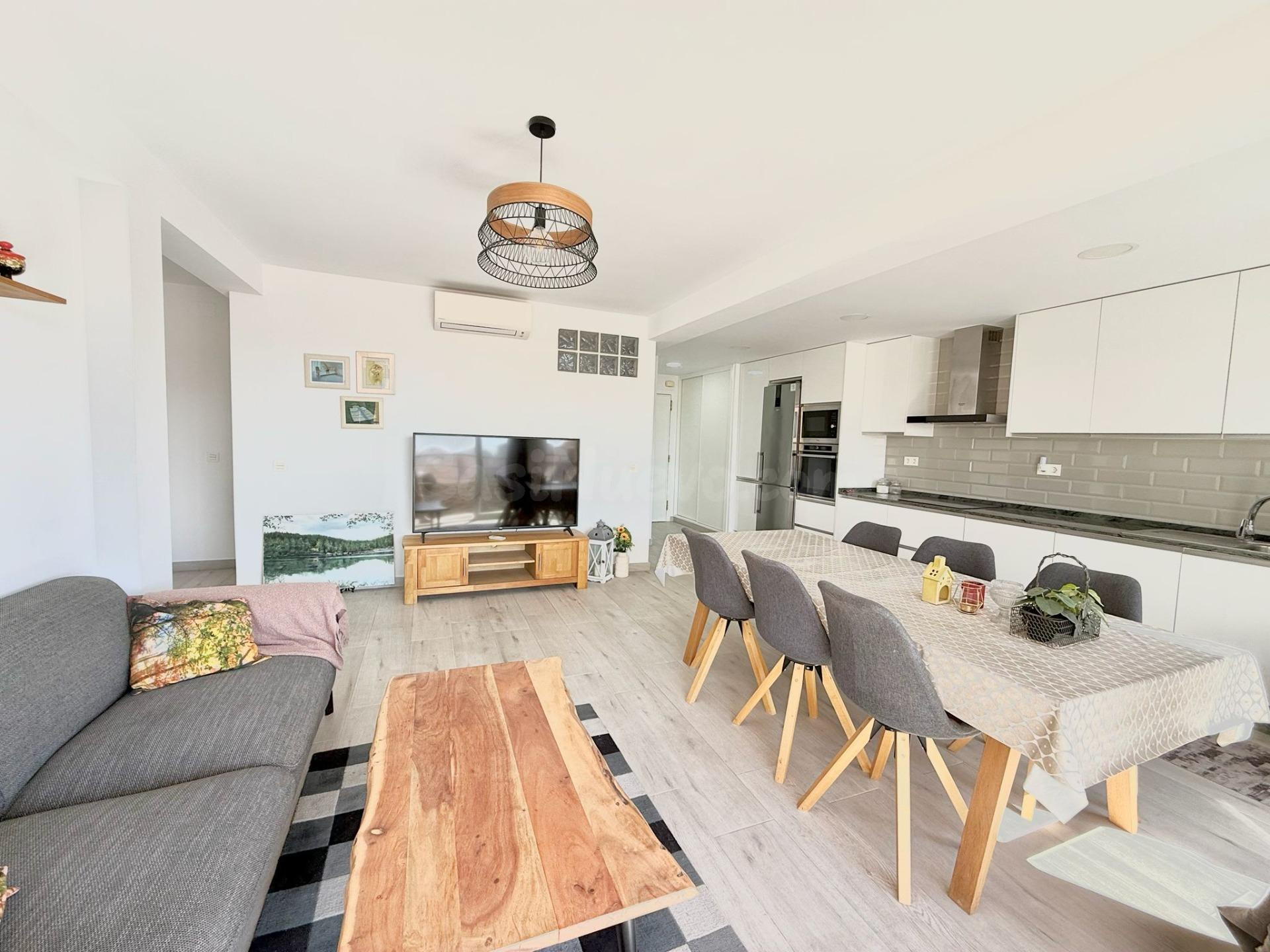 Ático en venta en Fuengirola centro, 3 dormitorios, terraza 