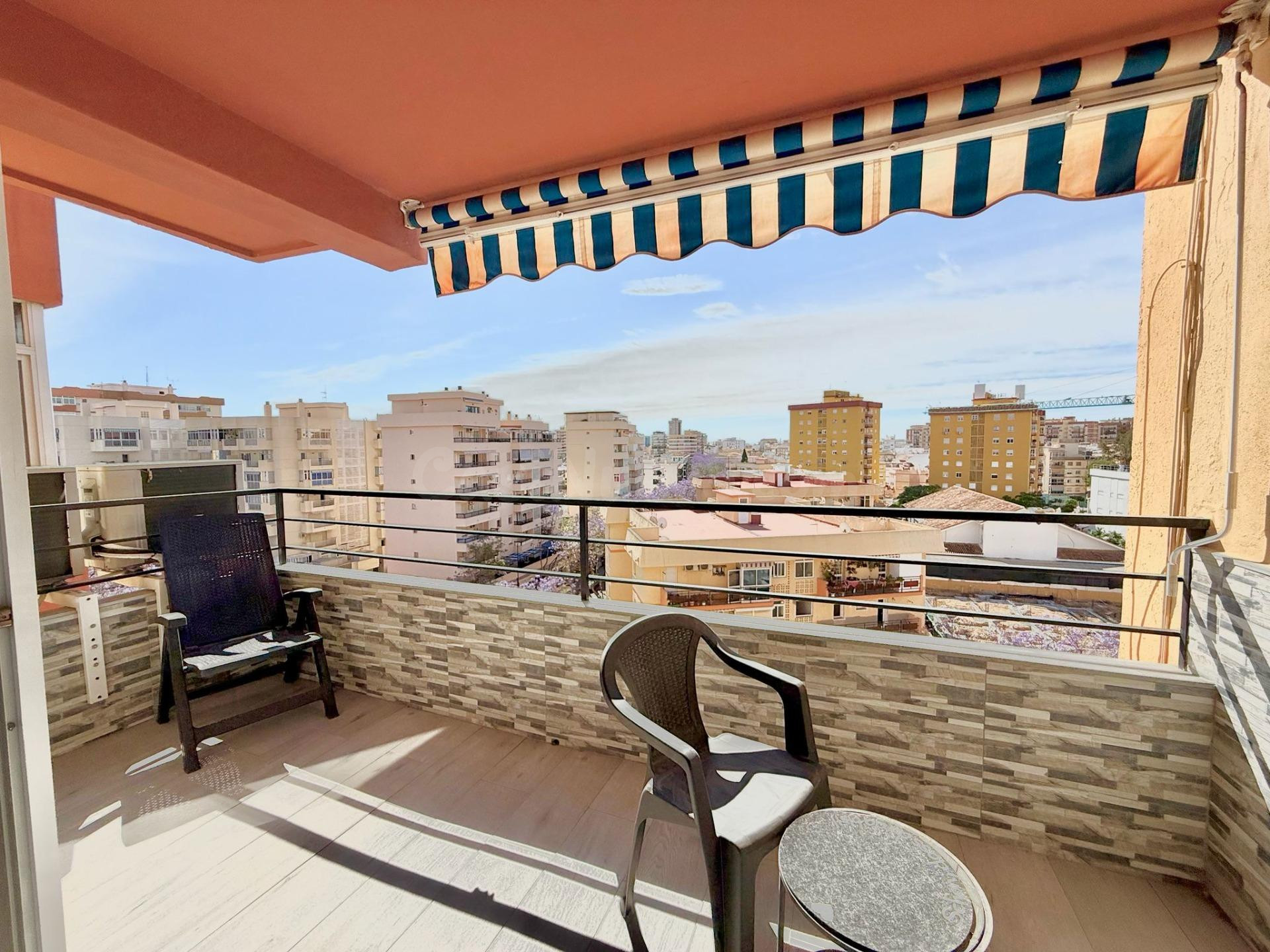 Ático en venta en Fuengirola centro, 3 dormitorios, terraza  - foto 2