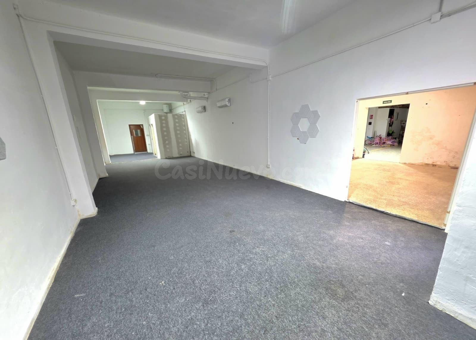 LOCAL COMERCIAL EN ALQUILER CON MUCHAS POSIBILIDADES