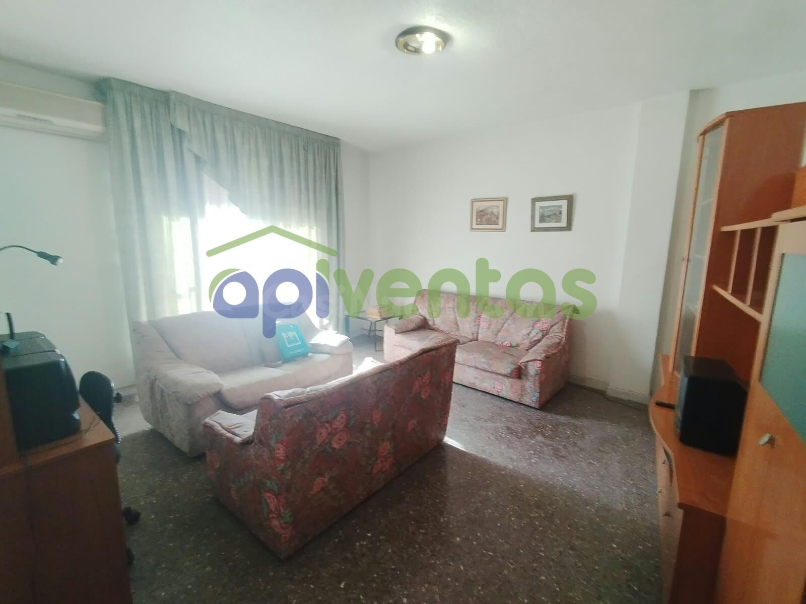 Piso con garaje y trastero en Zarandona - foto 4