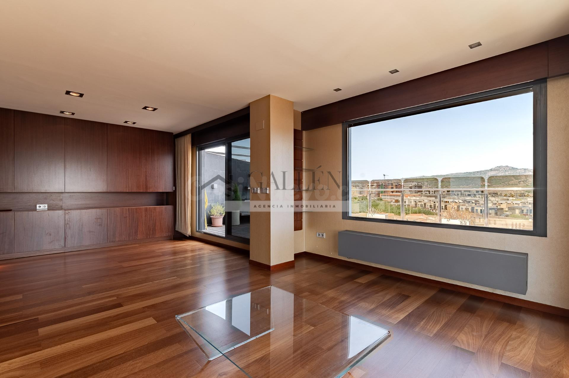 Espectacular Ático Dúplex con Terraza con Vistas al Desierto - foto 3