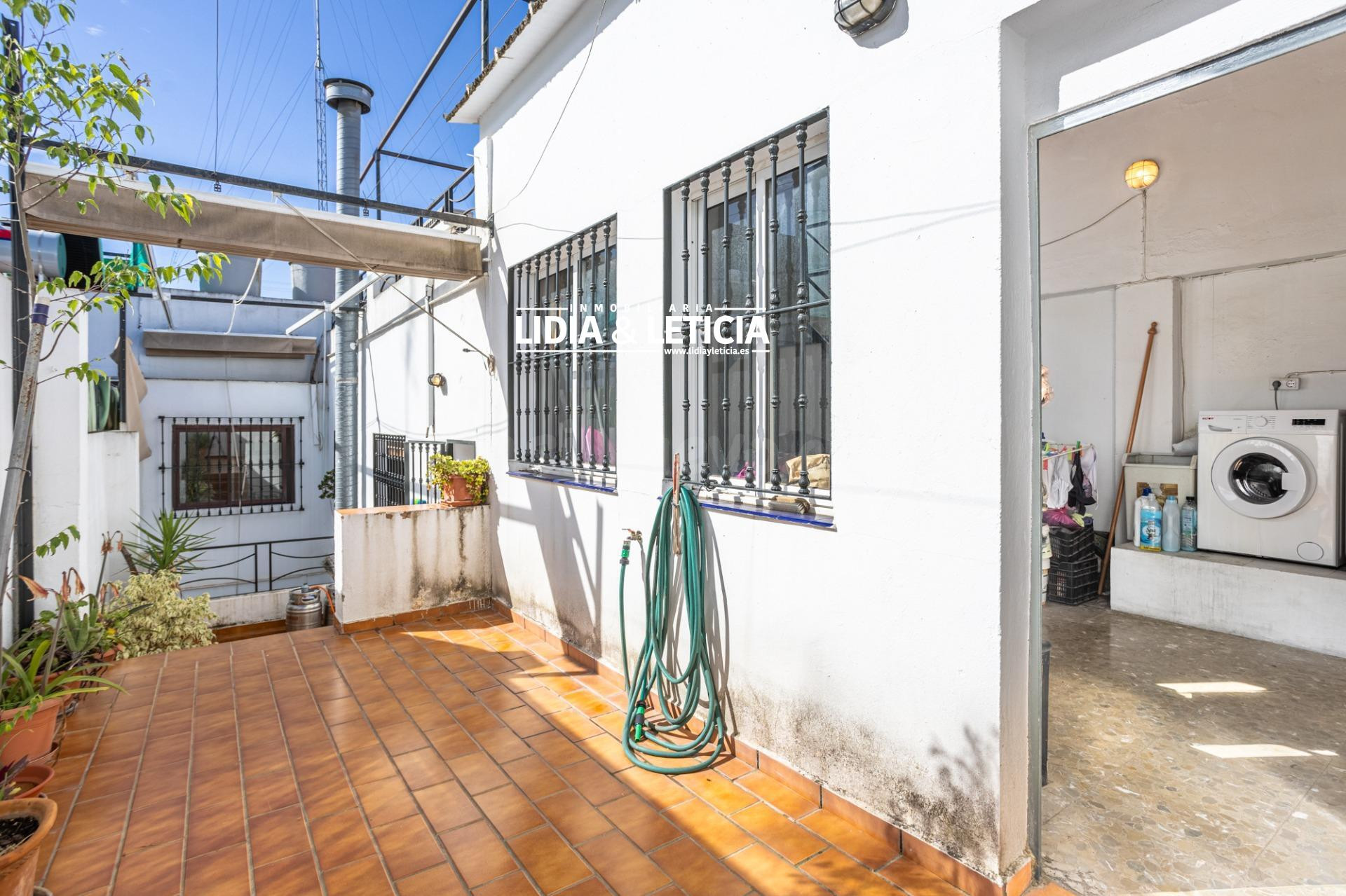 Casa en planta alta con local propio en Zona los toreros, en - foto 3