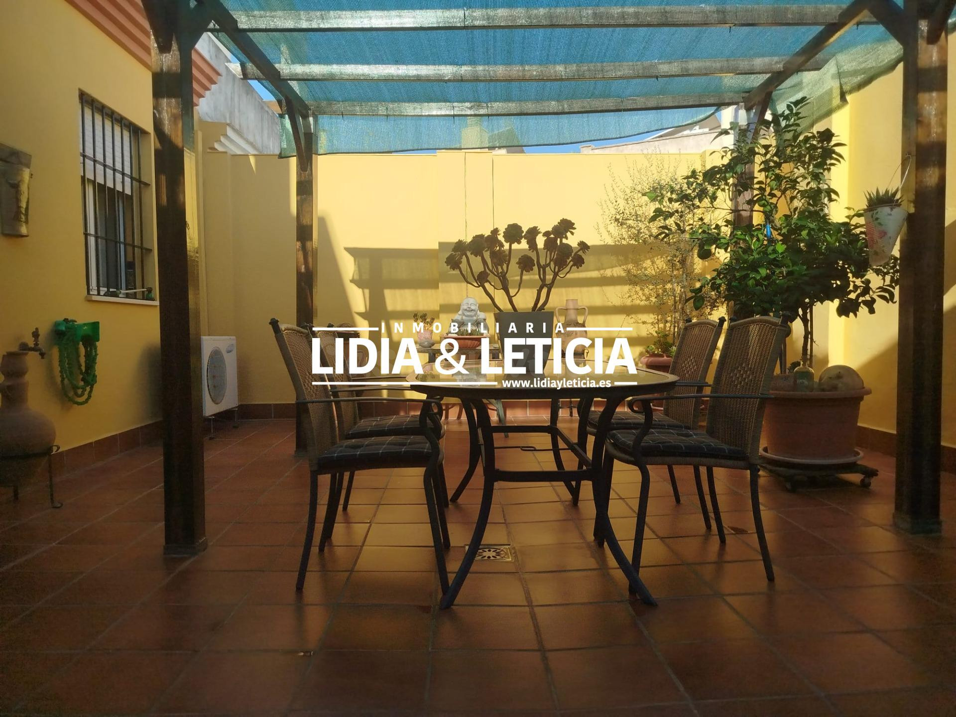 ESPECTACULAR VIVIENDA EN UN ENTORNO PRIVILEGIADO DE OROMANA, - foto 2
