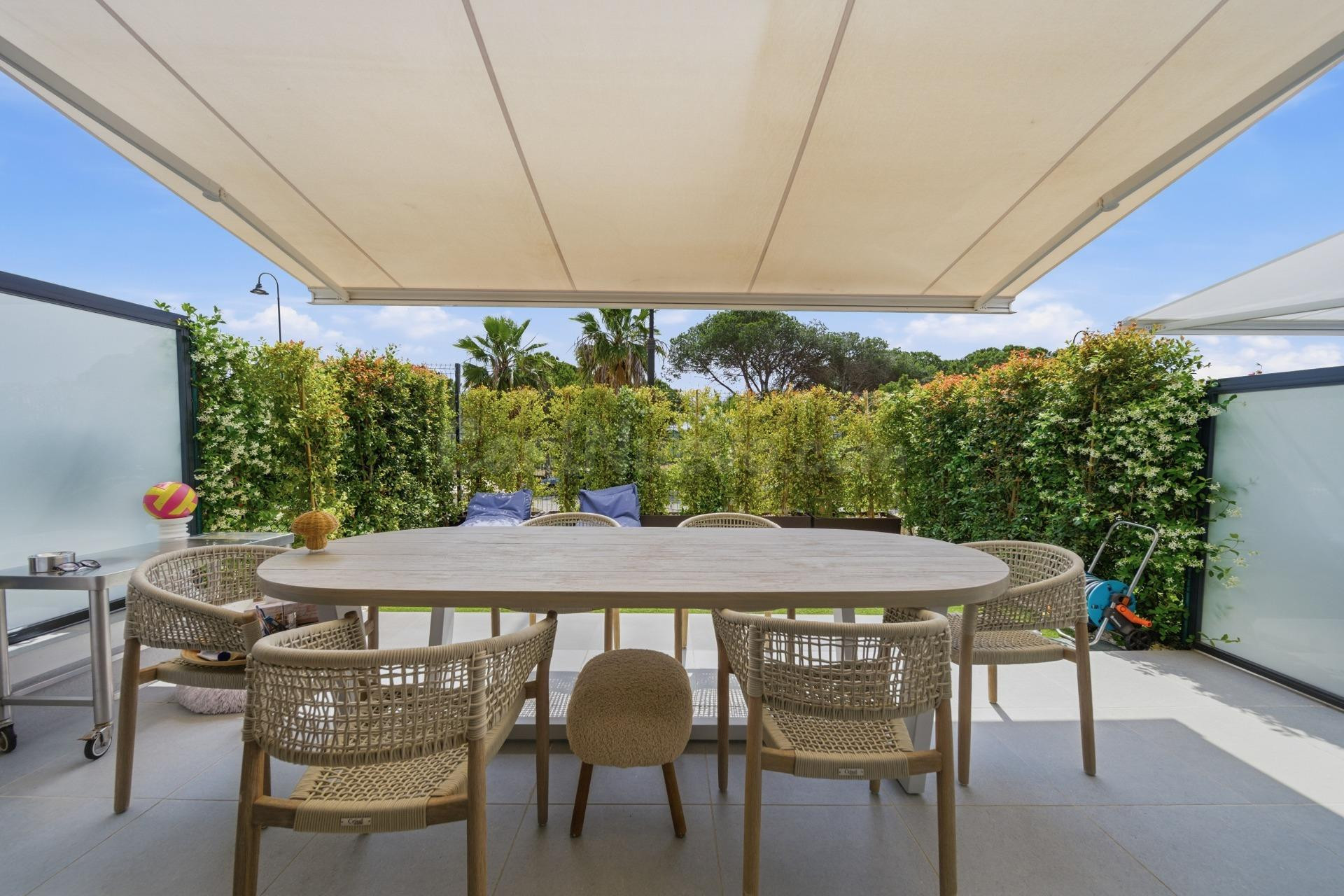 Exclusiva vivienda de obra nueva en La Cala de Mijas con vis - foto 5