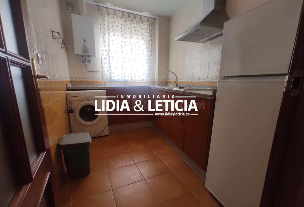 PISO CON TERRAZA PROPIA EN PLENO CENTRO - foto 4
