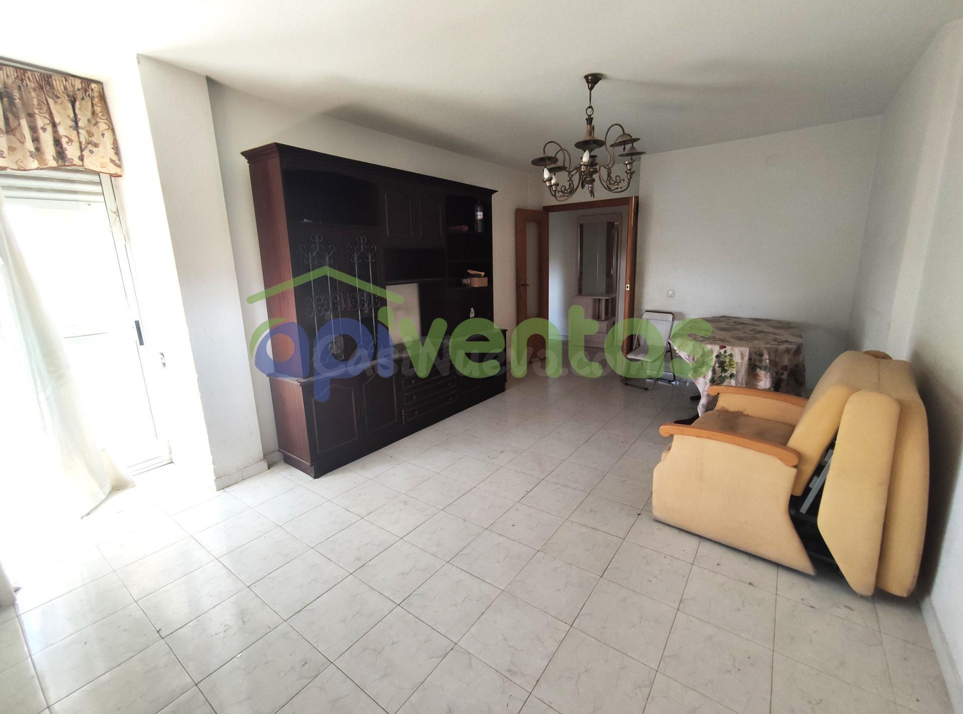 Piso de 4 dormitorios y garaje, zona Avd. Europa. Lorca