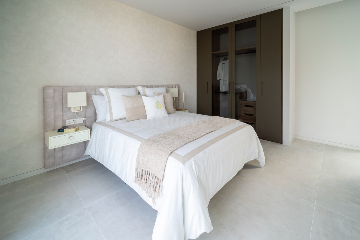 Chalet 6 habitaciones 1182m² en venta - El Paraíso - foto 3