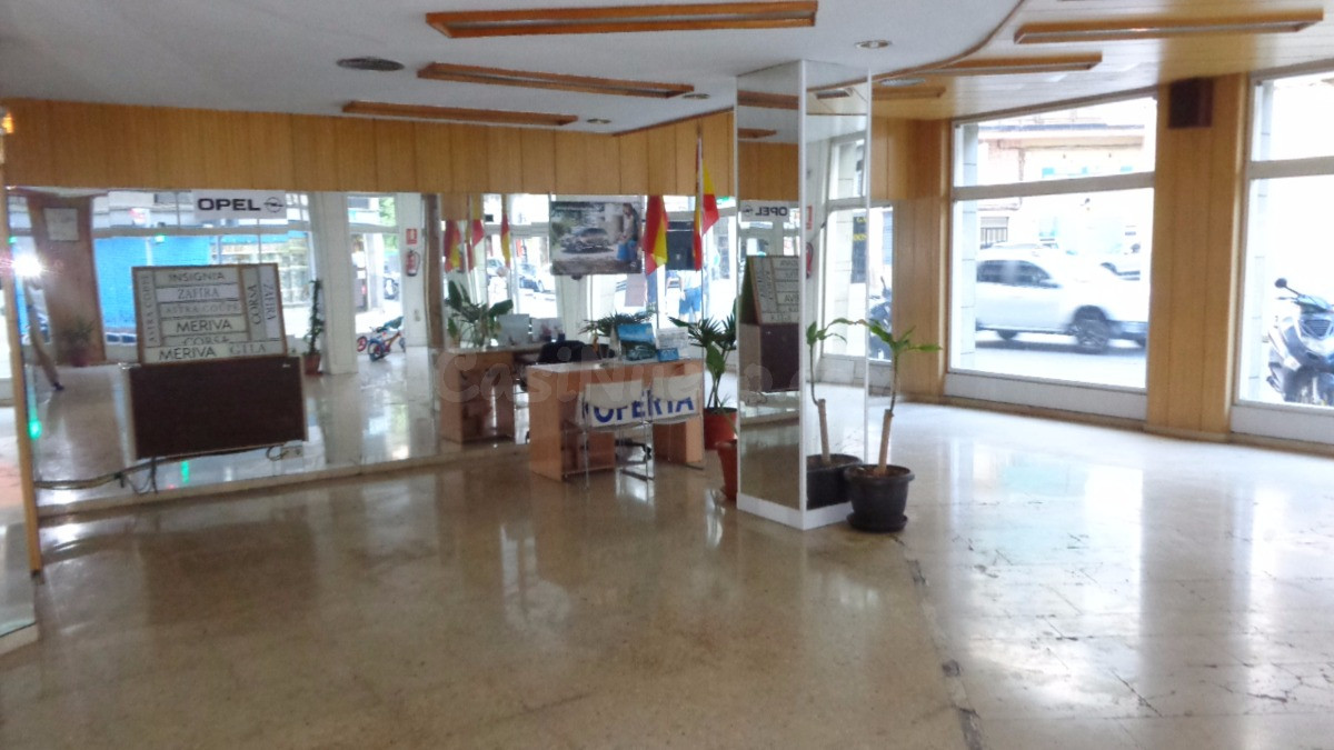 ALQUILER DE LOCAL COMERCIAL - foto 3