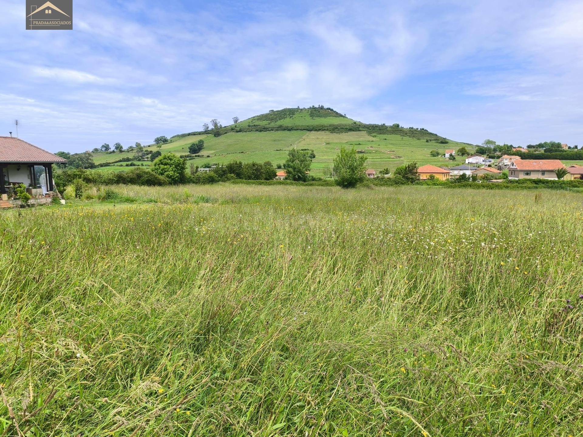 PARCELA URBANA DE 1.518M2 EN VISPIERES (SANTILLANA DEL MAR) - foto 3