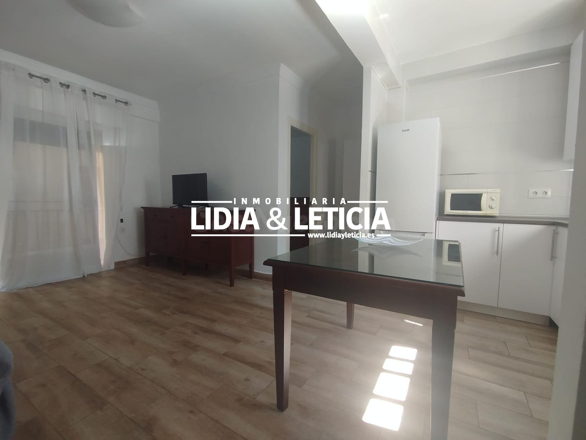 Acogedor piso en Zona centro, en Alcalá de Guadaira - foto 3