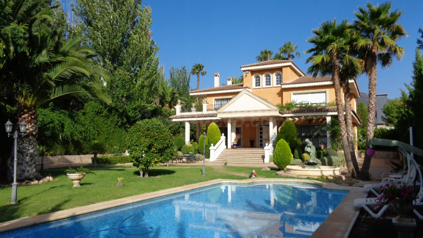 ¡¡¡CHALET DE LUJO!!! - foto 2