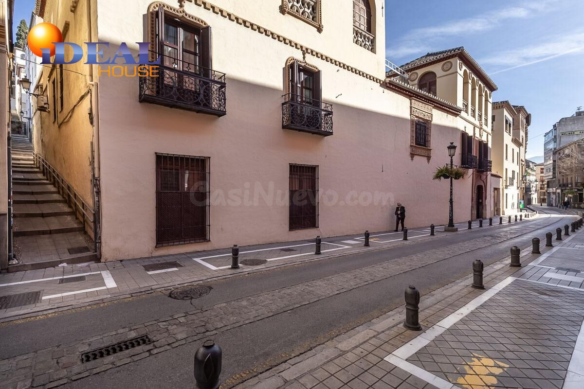 Vivienda en pleno centro de Granada, junto a Isabel la Catól
