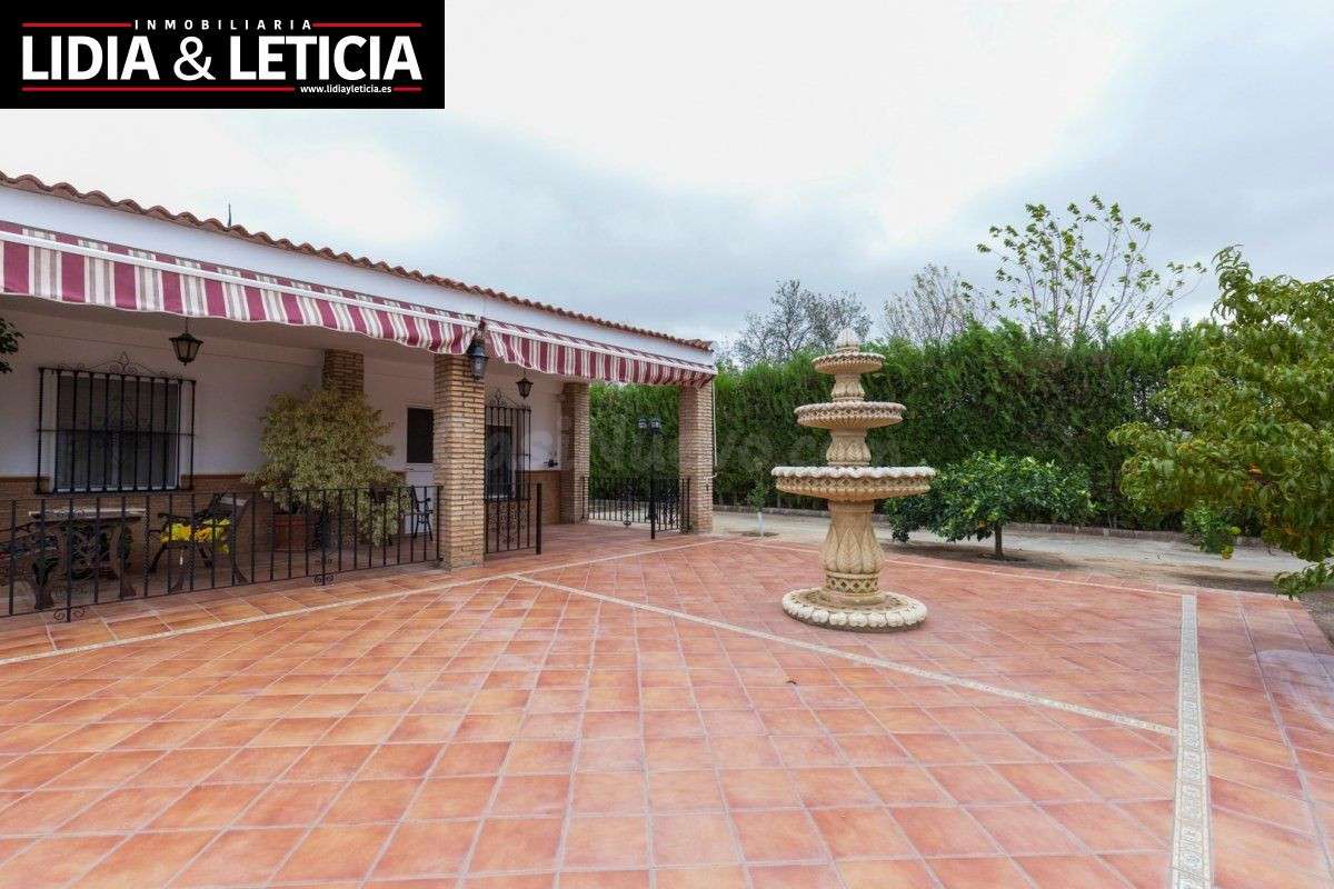 CHALET CON PISCINA - foto 3
