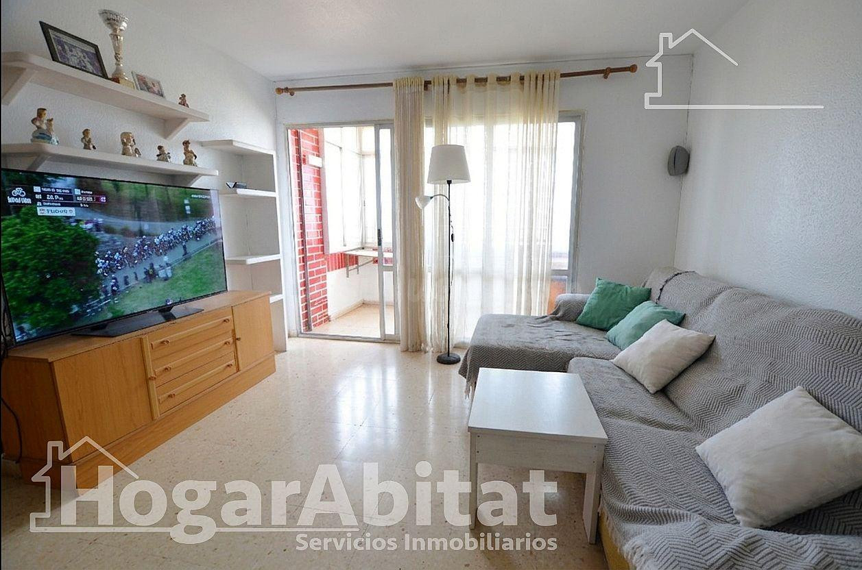 ¡VISTAS AL MAR! ALTO, AMPLIO Y EXTERIOR EN URBANIZACIÓN CON 