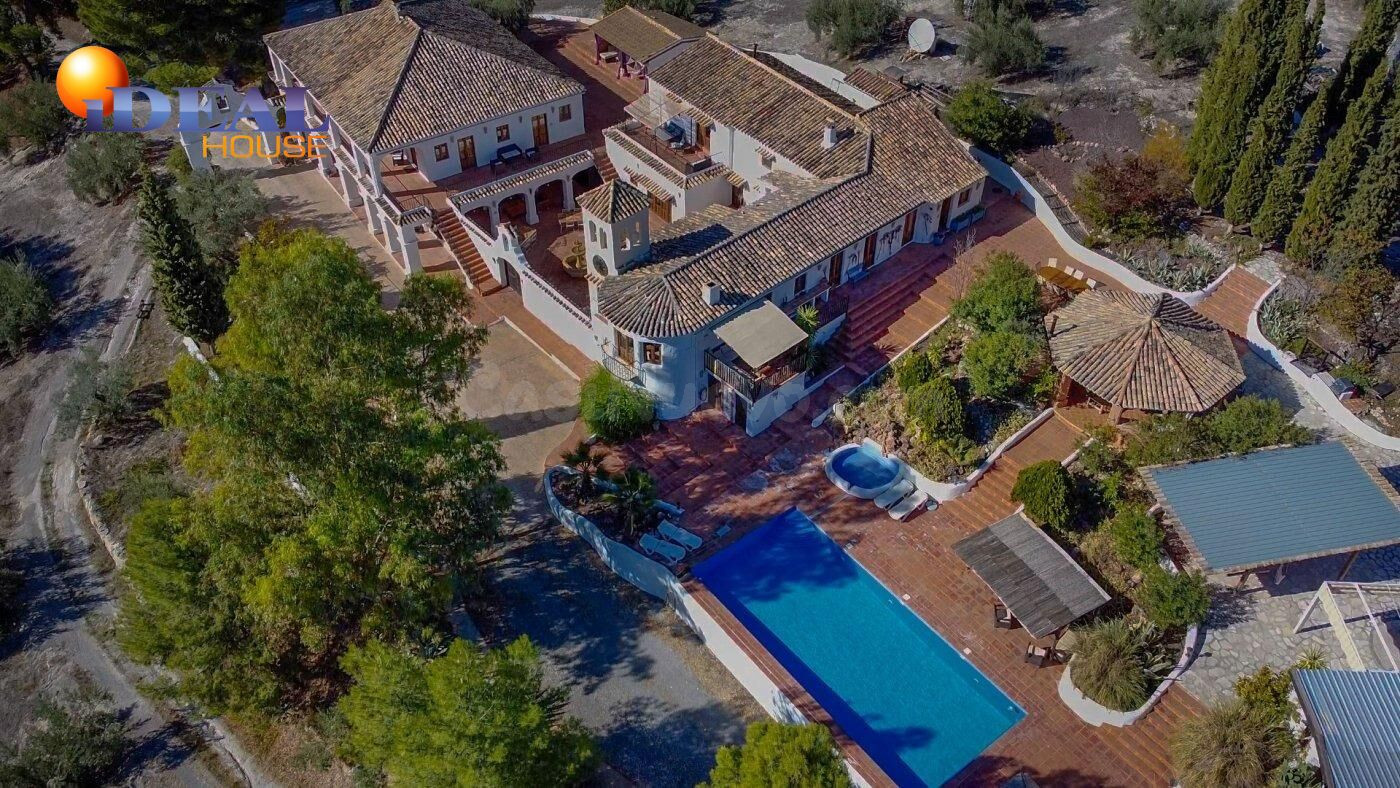 Un santuario de inspiración romana en el campo andaluz - foto 2