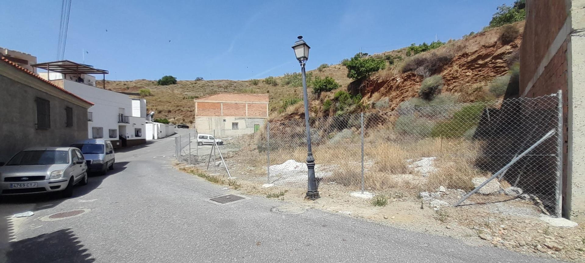 SOLAR URBANO PARA VIVIENDAS DE PROTECCIÓN PÚBLICA EN MOLVÍZA - foto 3