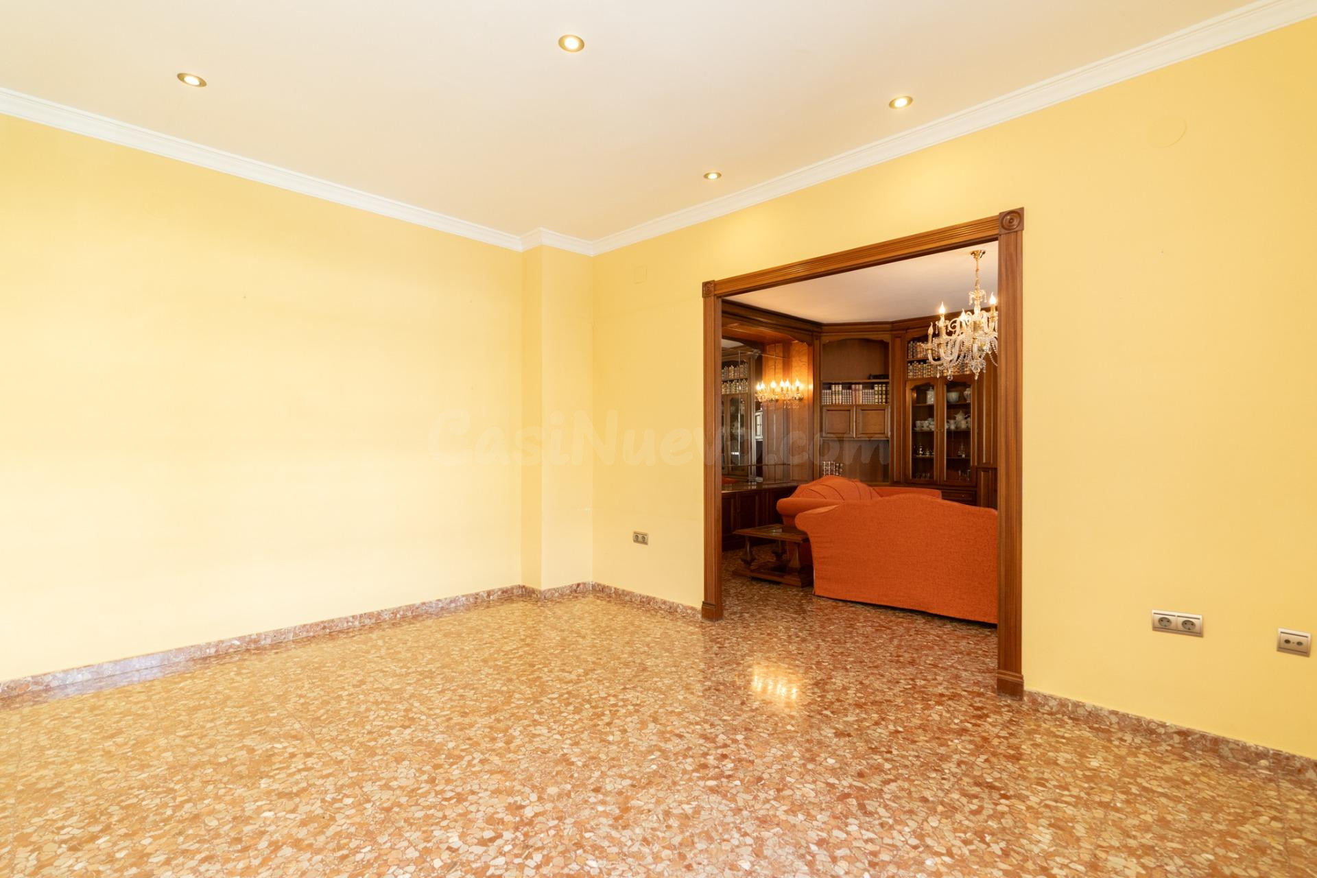 Con 155 m2 descubre éste piso señorial y de gran amplitud !! - foto 5