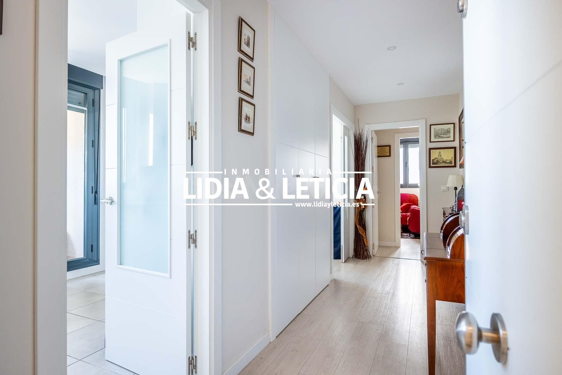 EXCLUSIVA VIVIENDA DE 4 DORMITORIOS Y PLAZA DE GARAJE EN ENT - foto 4