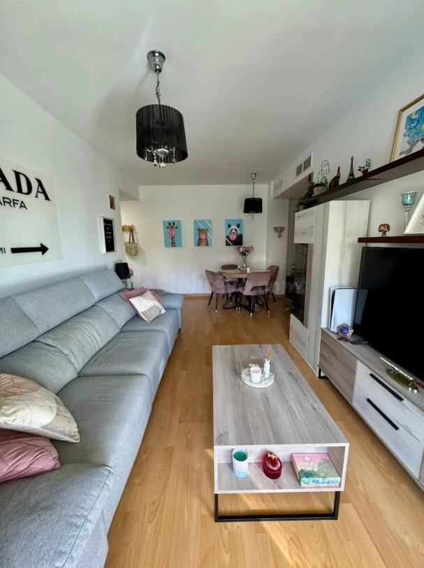 Piso en venta en Santángelo Norte: luminosidad, tranquilidad - foto 2
