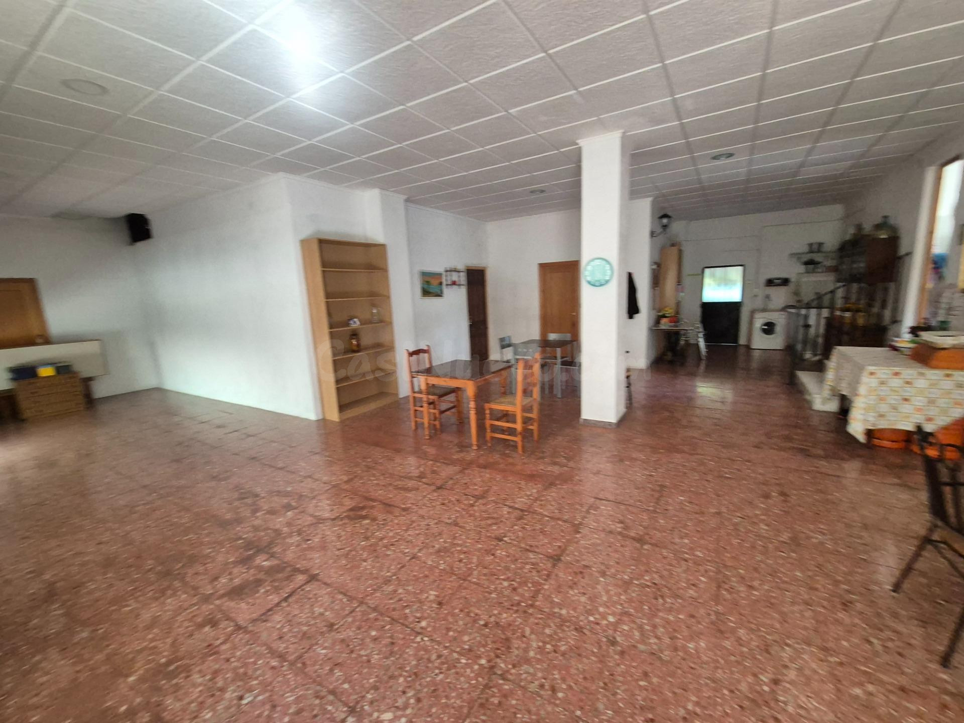 SE VENDE CHALET EN MONÓVAR - foto 3