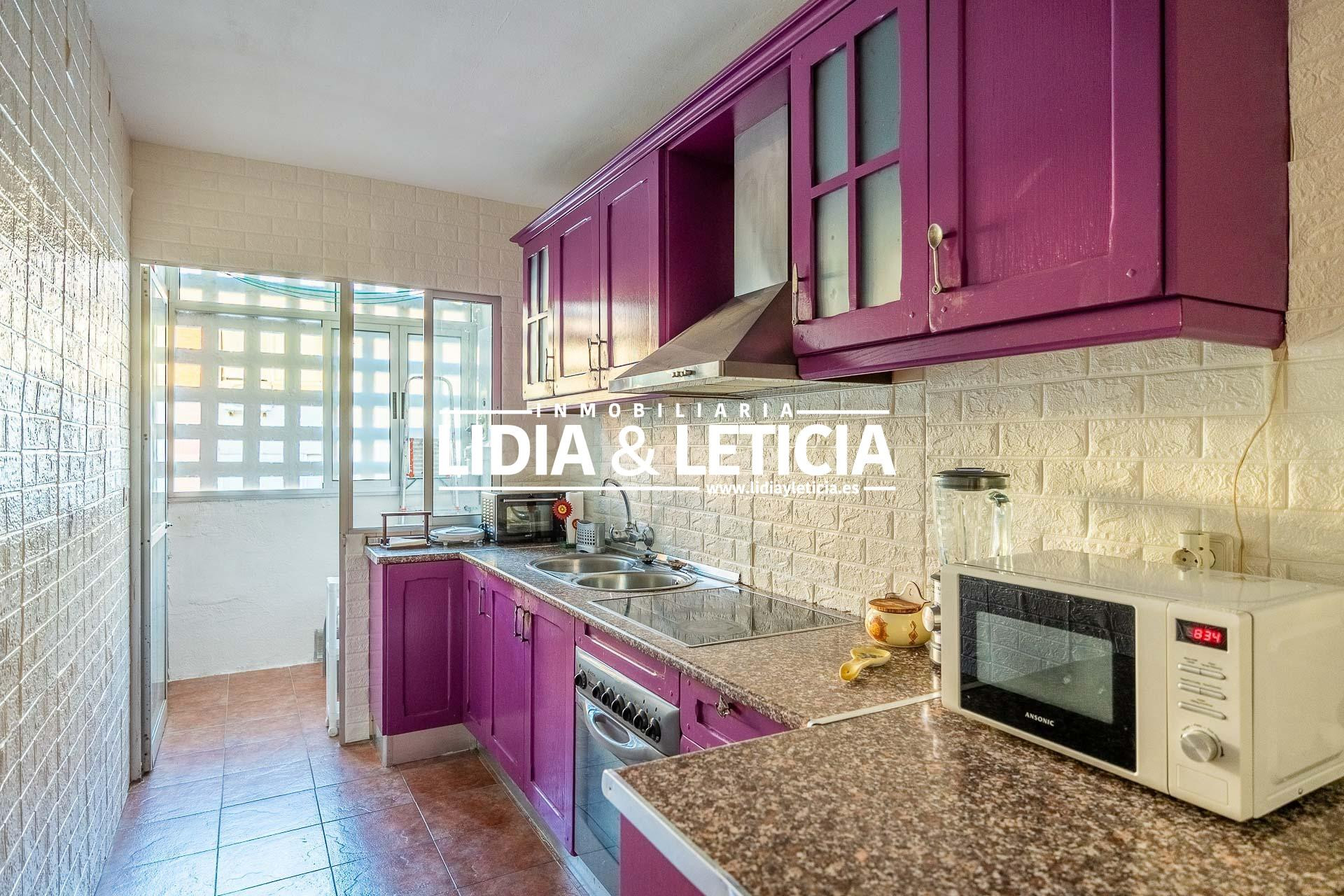 Piso en tercera planta para entrar a vivir Zona Las Angustia - foto 4