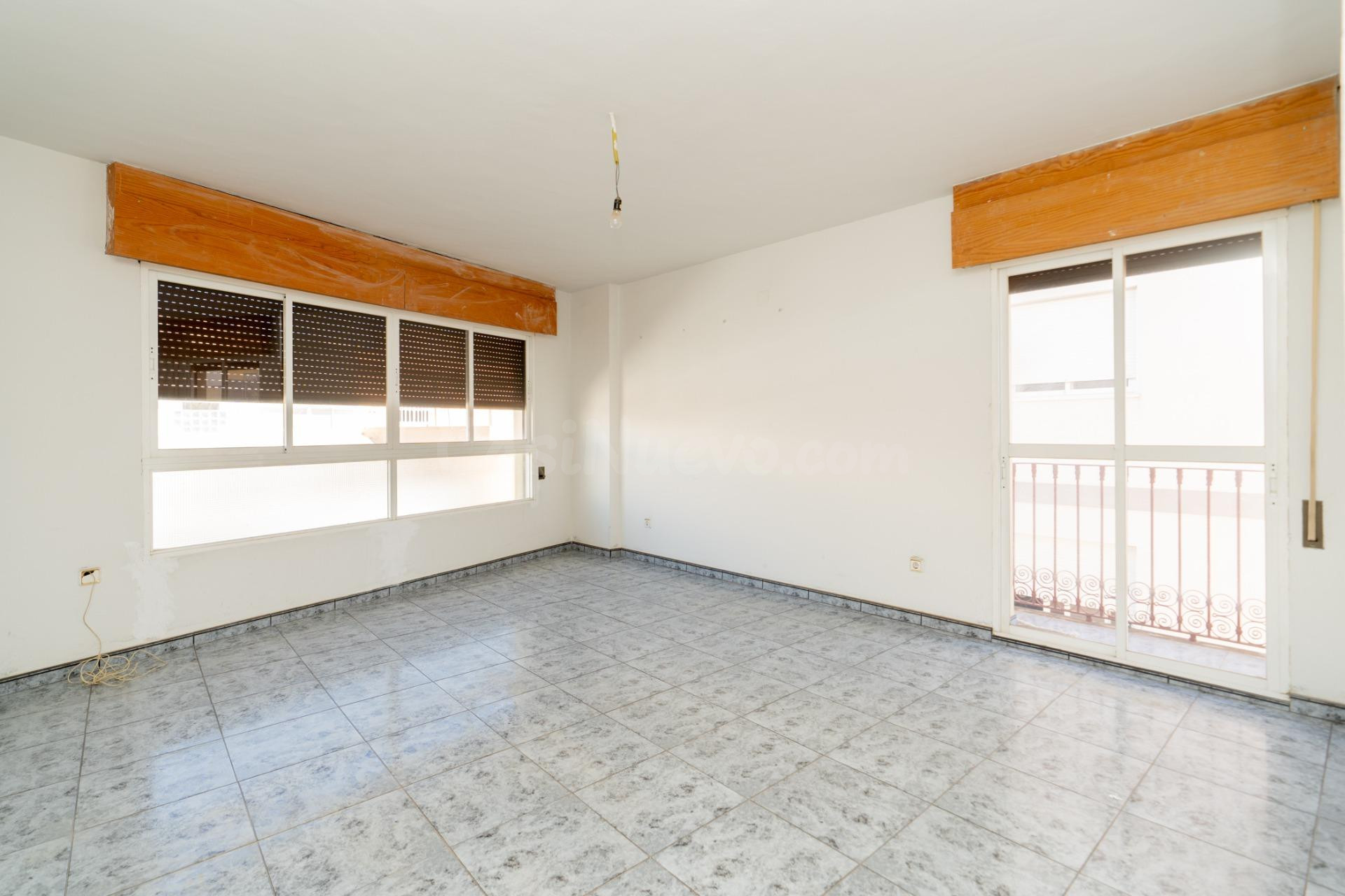 Piso zona Cañas de 93 m2 para reformar con gran potencial - foto 4
