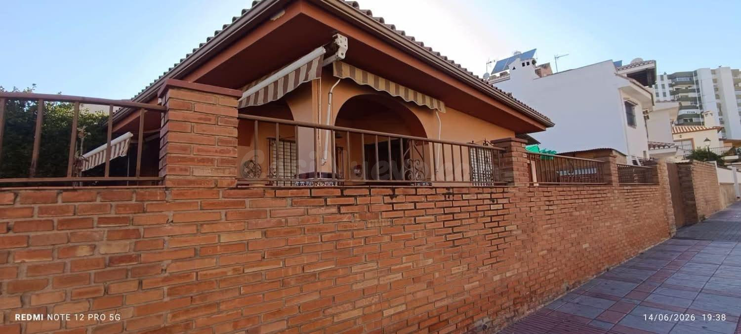 Casa amplia en Fuengirola con múltiples posibilidades | Cost