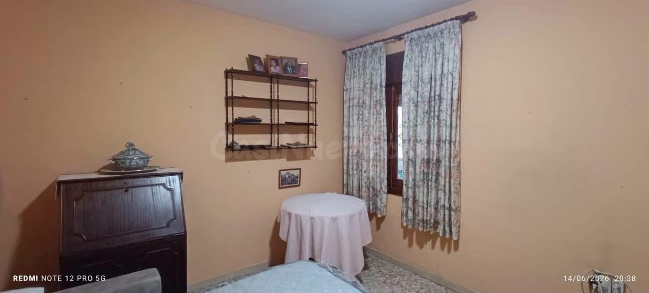 Casa amplia en Fuengirola con múltiples posibilidades | Cost - foto 4