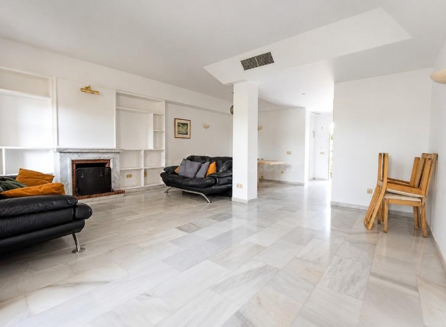 Chalet adosado en venta en Coto de la Serena con vistas al m - foto 4