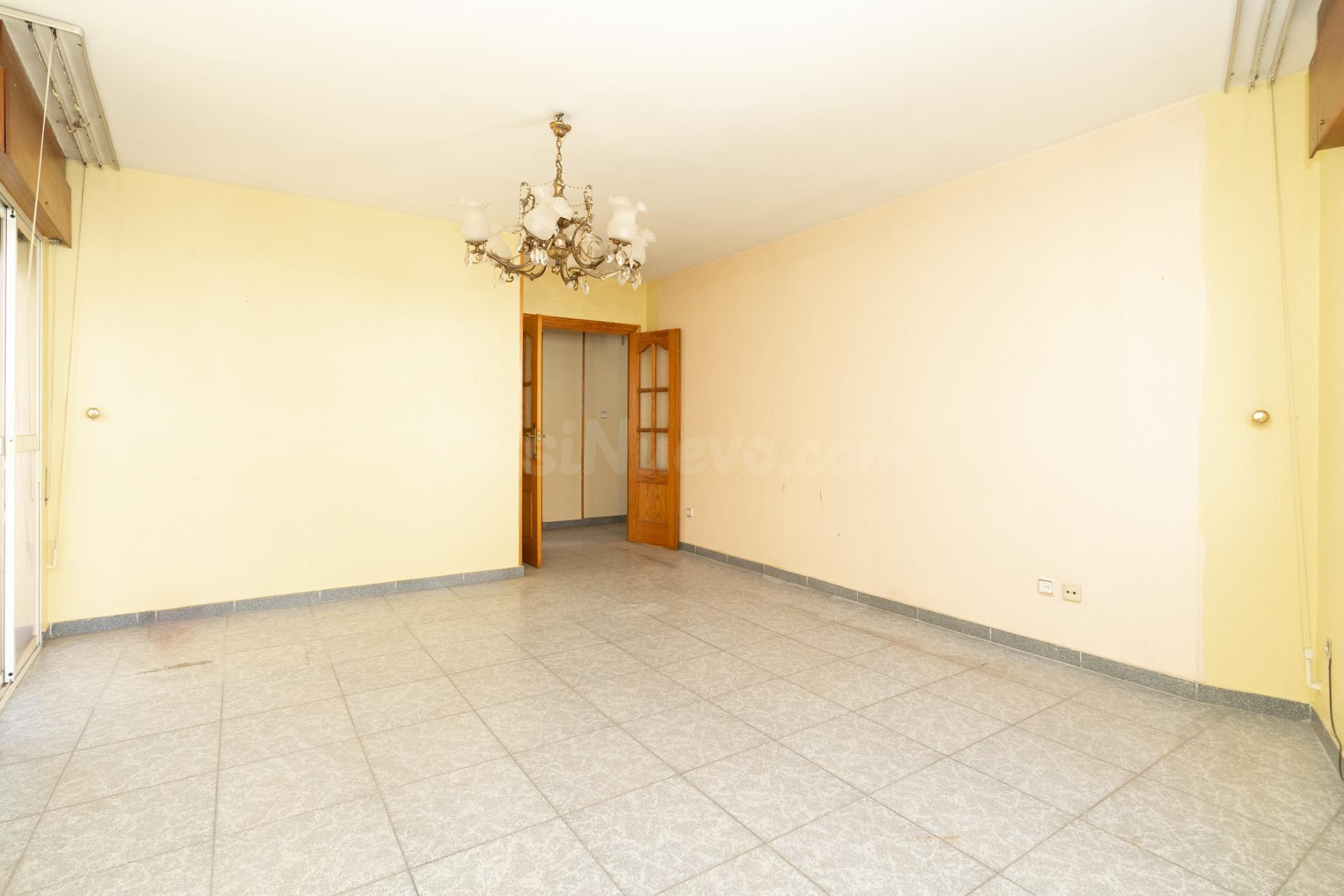Oportunidad en zona Cañas: piso de 93 m2 para reformar con a - foto 5