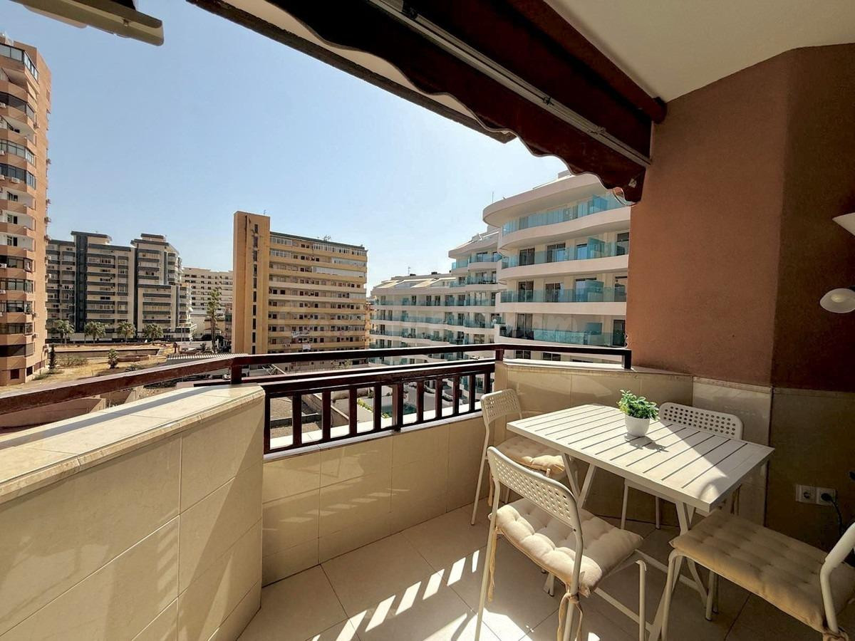 Apartamento con licencia turística en Hotel Las Palmeras – F