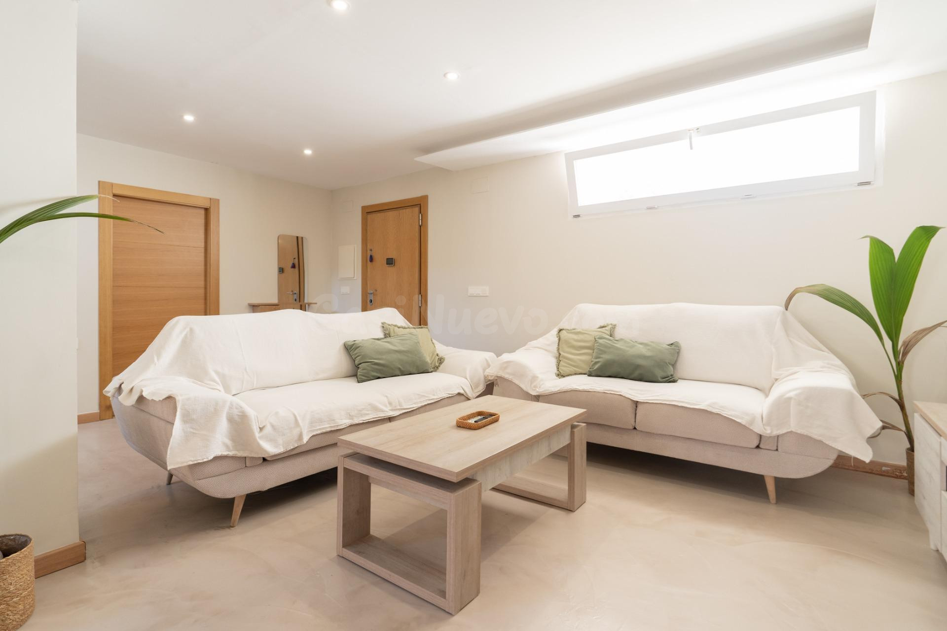 Venta de casa de diseño en PUNTALON con PISCINA Y GARAJE!!!! - foto 2