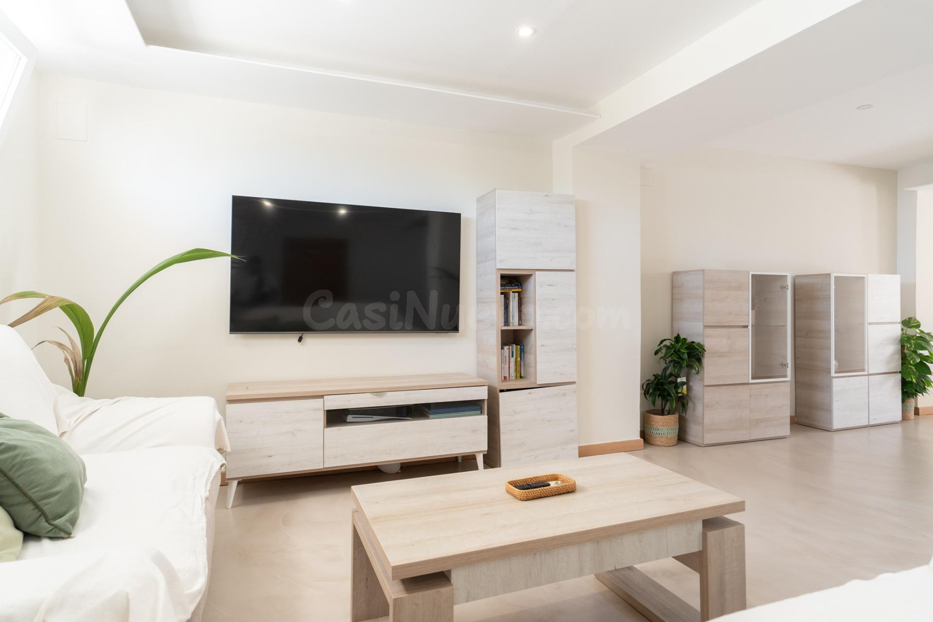 Venta de casa de diseño en PUNTALON con PISCINA Y GARAJE!!!! - foto 4