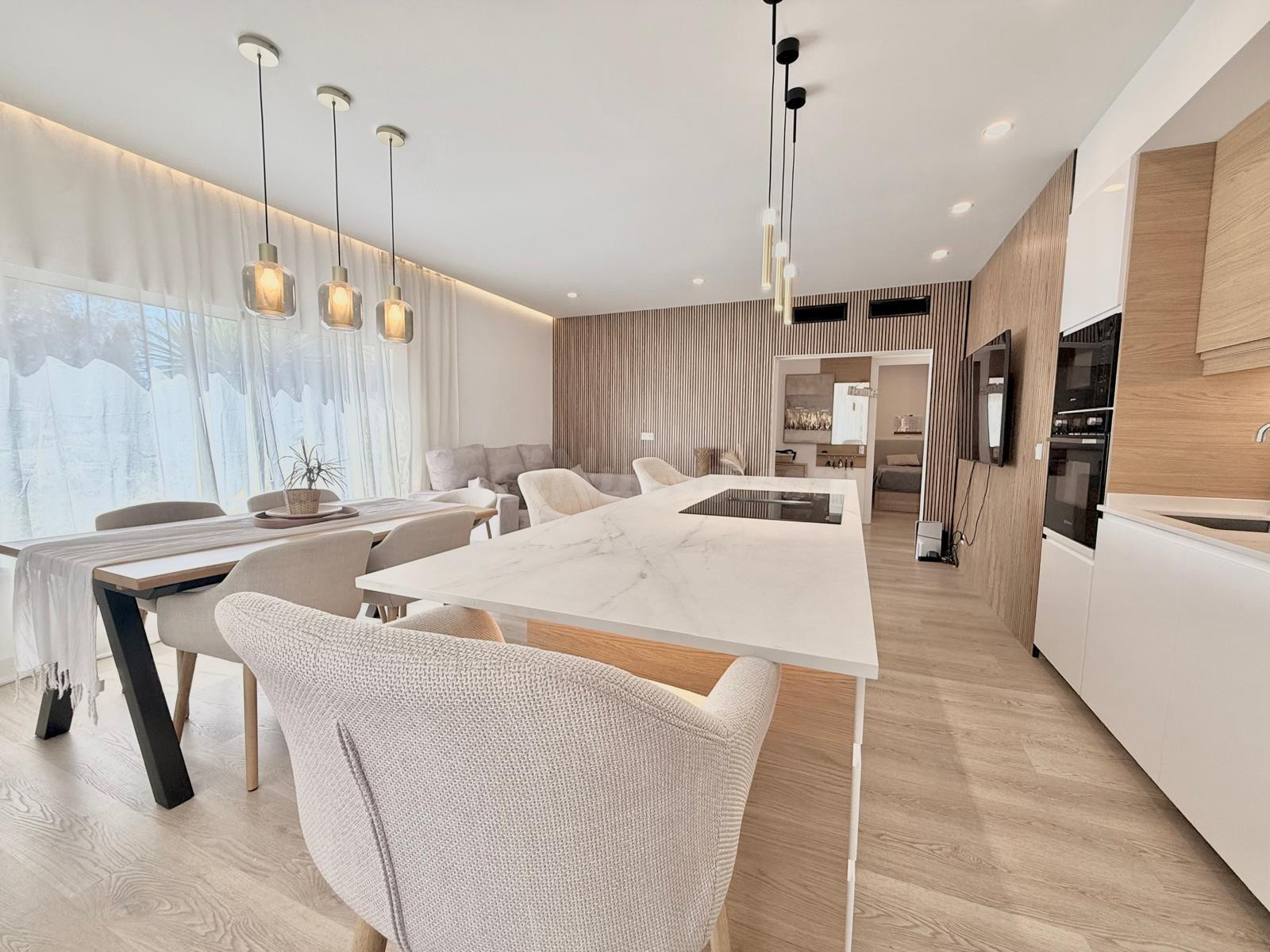 Villa moderna renovada cerca de la playa - foto 3