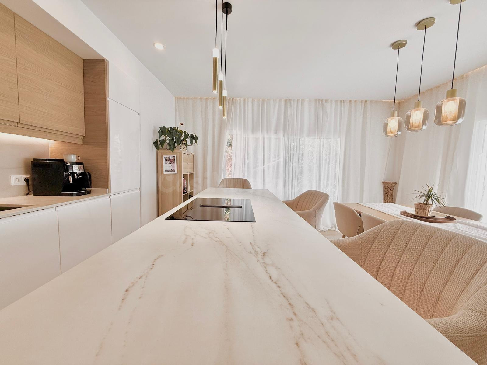 Villa moderna renovada cerca de la playa - foto 4